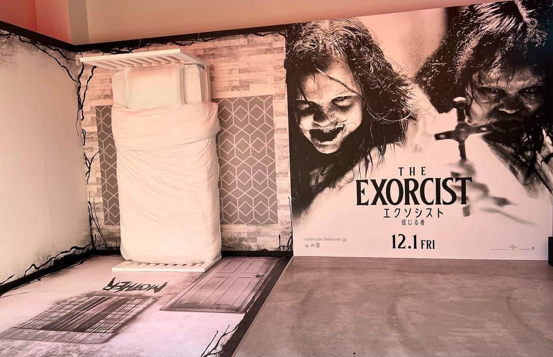野水伊織さんのインスタグラム写真 - (野水伊織Instagram)「#blumhouse #realblumhouse #m3gan #theexorcist #theexorcistbeliever #fnaf #fivenightsatfreddys #horrormovies #horror  #ブラムハウス #リアルブラムハウス #ホラー映画 #ミーガン #エクソシスト」11月28日 21時30分 - nomizuiorichan