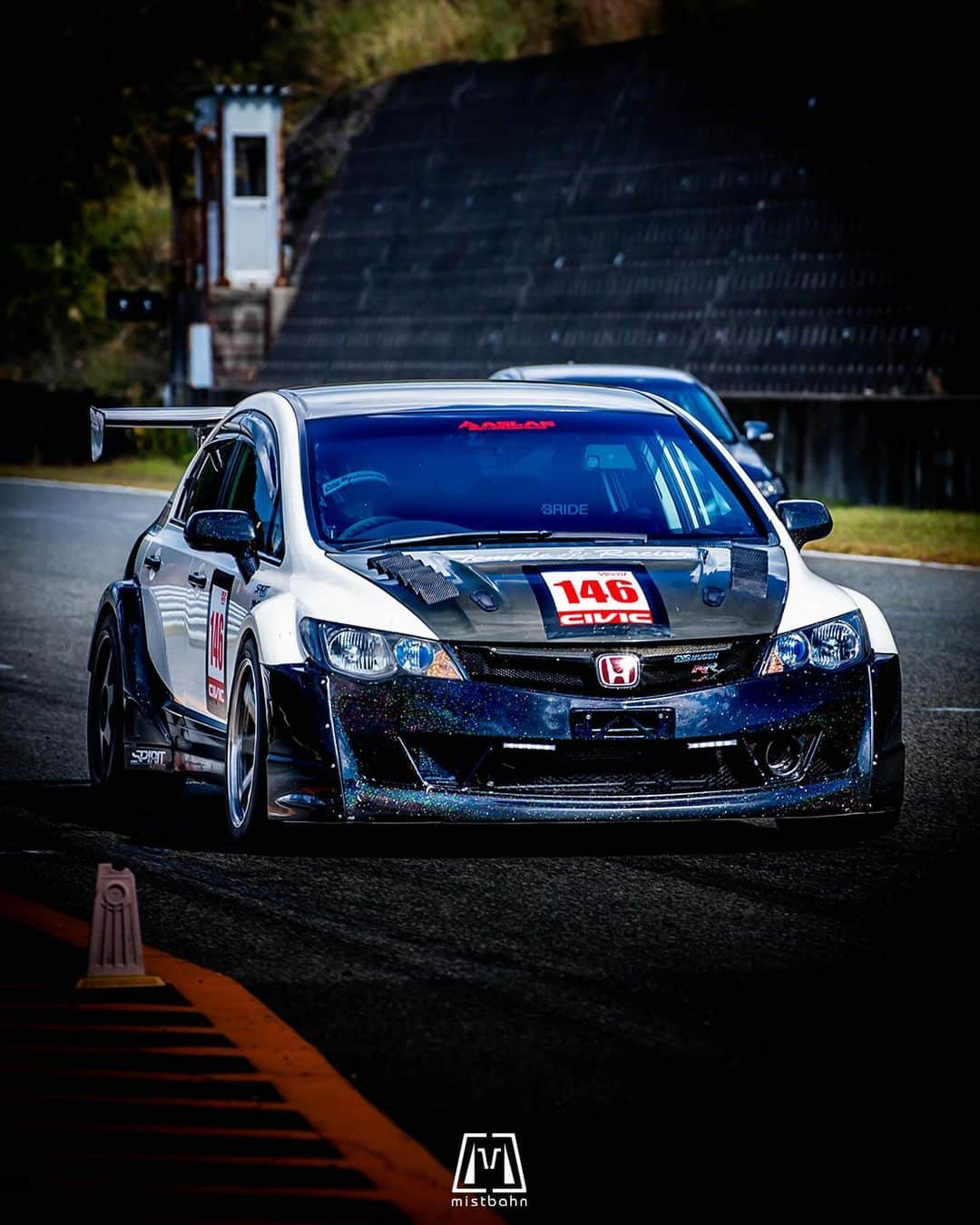 mistbahnさんのインスタグラム写真 - (mistbahnInstagram)「_ ASLAN Honda FD2 CIVIC TYPE R _ 🚗: @horiton_ton / @aslan_inc_japan 📷: @mistbahn _ Shot on Oct-15 2023 🏁 "Circuit Festa ( @circuit_festa_west_japan )" "HONDA ONE MAKE RACE". Central Circuit (Hyogo Japan) _ JP) 2023年10月15日、セントラルサーキットで開催された「サーキットフェスタ ( @circuit_festa_west_japan )」内の「ホンダ・ワンメイク・レース」で撮影。 _ #circuitfesta #circuitfesta2023 #サーキットフェスタ #サーキットフェスタ2023 #hondaonemakerace #ホンダワンメイク #ホンダワンメイクレース #centralcircuit #セントラルサーキット #templeracing #テンプルレーシング #aslan #アスラン #aslan_inc_japan #civic #hondacivic #ホンダシビック #シビック #fd2 #fd2typer #kseries #k20a #kanjo #kanjostyle #kanjoracer #kanjozoku #timeattack #timeattackjapan #hondasontrack」11月28日 21時31分 - mistbahn