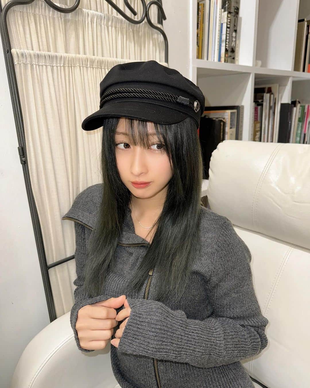 古谷未寿城さんのインスタグラム写真 - (古谷未寿城Instagram)「お気に入りの帽子とカラー🫒」11月28日 21時49分 - miduki___f1012