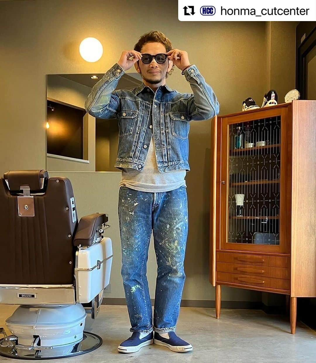 宇野薫さんのインスタグラム写真 - (宇野薫Instagram)「HONMA CUT CENTER 💇&🧑‍🦱 ありがとうございました‼︎  #宇野薫のテーマがありすぎコーディネート #古着 #だから古着はやめられない #ただの古着好きです   #Repost @honma_cutcenter with @use.repost ・・・ ⁡ ⁡ ⁡ Nov. 2023  ⁡ fullset & perm ⁡ ドライヤーセットだけで形が作れるようにカットとパーマを施しました ⁡ 無造作でふんわり、ハネる遊びも入れつつ、似合わせを狙いました◎ ⁡  いつもありがとうございます  デニムが欲しくなりました…  ⁡ ⁡ ⁡ HONMA CUT CENTER ⁡ 東急東横線 東急目黒線 元住吉駅西口徒歩3分 神奈川県川崎市中原区木月1-12-6ｱﾒﾆﾃｨえ木月102 044-400-1903 定休日/月曜日・他曜日有り 駐車場無・自転車とバイクは店舗前に駐輪できます ご予約は随時web・電話・DMで承っております ◎予約優先 ⁡」11月28日 21時51分 - caoluno