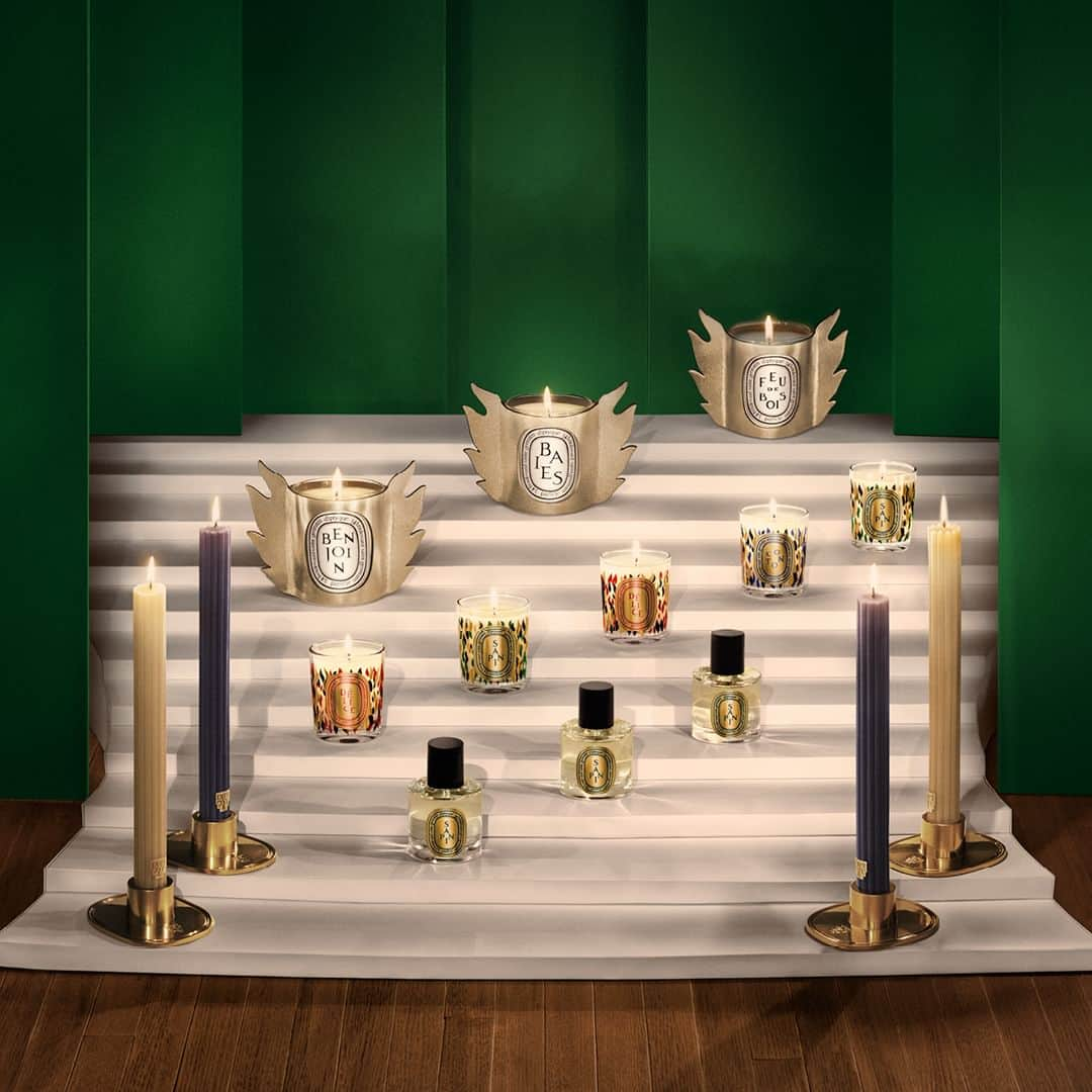 ディプティックのインスタグラム：「Bright ideas burst forth… …at the sight of our Holiday collection. Among the trove of fragrant and decorative objects, find treasures large and small. From dainty to dazzling.   #HolidayCollection #Diptyque #HolidaySeason」