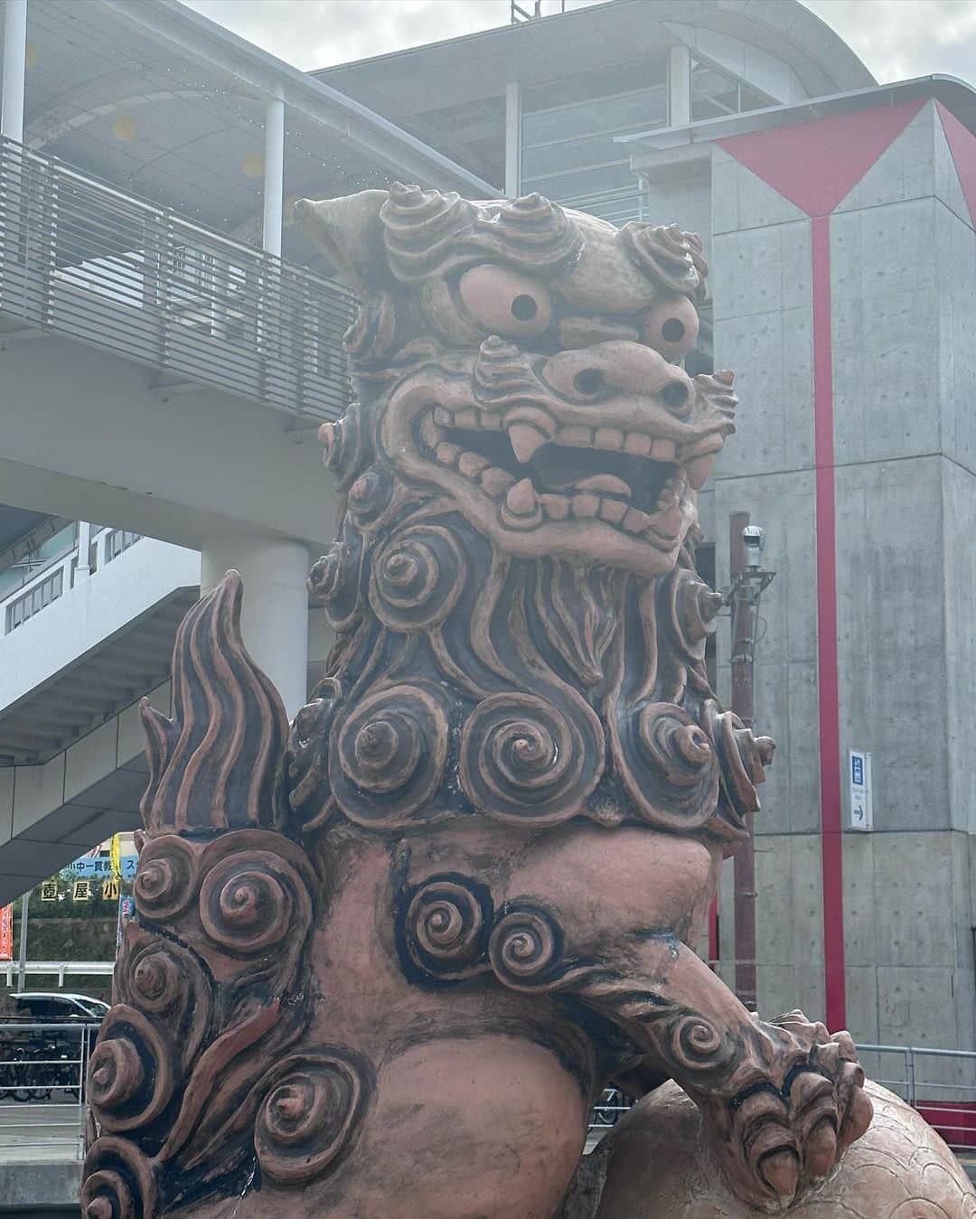 中嶋イッキュウさんのインスタグラム写真 - (中嶋イッキュウInstagram)「沖縄好き yonige好き  できればゆっくり過ごしたかった  あと髪の毛切った！ @0212itk ありがと♡」11月28日 22時41分 - ikkyu193