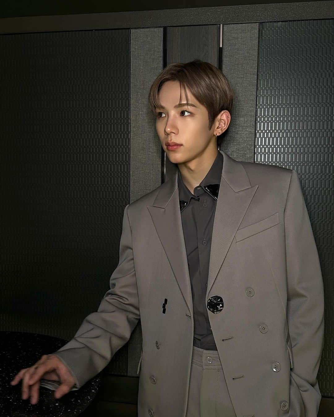 RIIZEのインスタグラム：「so ready for #MAMA2023 👔  #RIIZE #라이즈  #SHOTARO #쇼타로  #RISEandREALIZE」