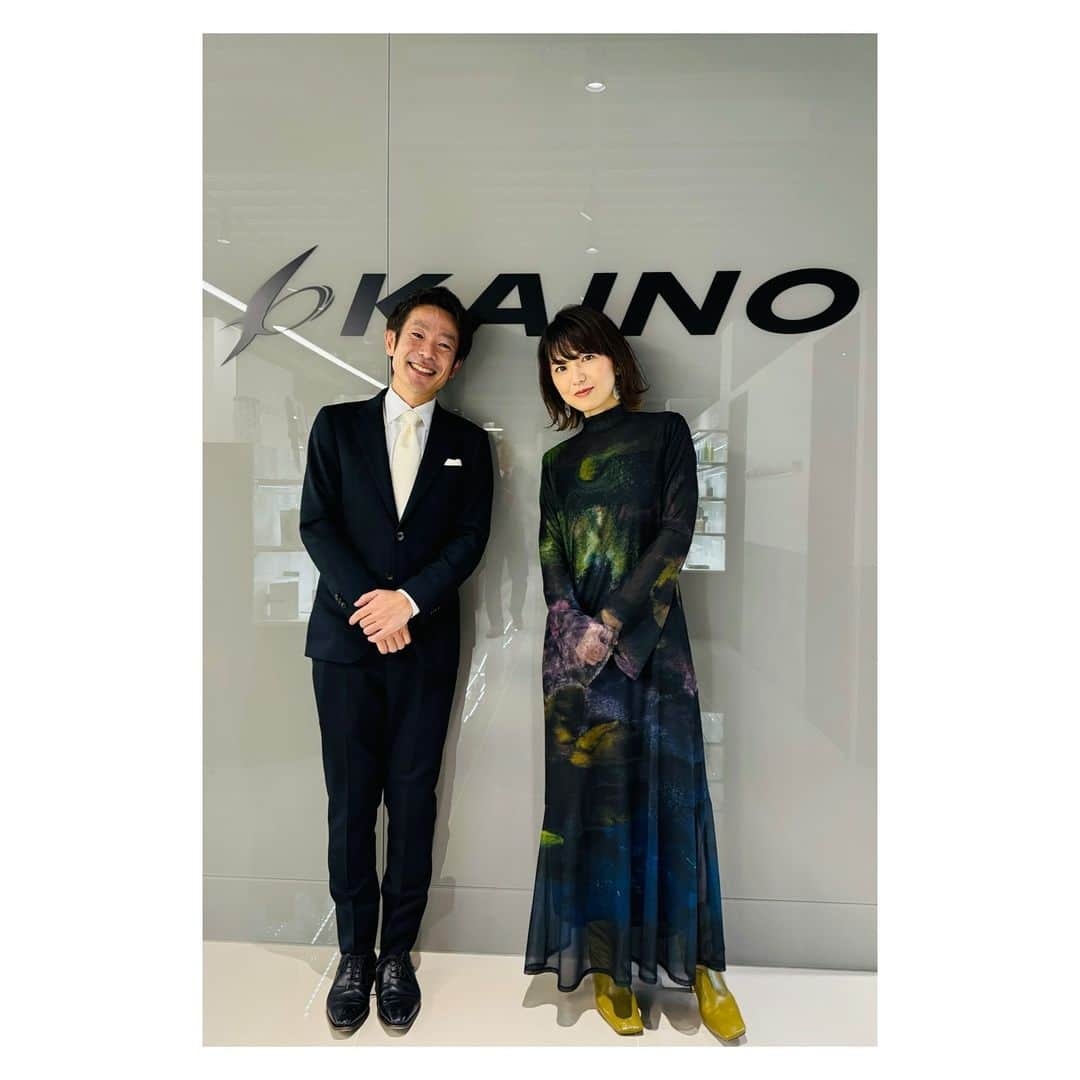 清水健さんのインスタグラム写真 - (清水健Instagram)「. 司会・企画・運営／2023年11月27日 KAINO Beauty Village Open 記念式典  どれだけ準備しても不安が消えず、  また、やっておくべきことの多さに、 気分が悪くなっこともありましたが、  企業の大きな節目に、責任ある立場で、 関わらせていただけたことに感謝です。  #伝える #言葉の力 #大丈夫 #感謝  #みんなと一緒に #ひとりじゃない   KAINOアンバサダー 熊木杏里さん！ #めばえ #テーマソング #誕生日   すごい！と思わず声を出しそうに。 熊木さんの「特別LIVE」は圧巻でした。  知るたびに「次」が楽しみになります。 #2024年2月3日 #熊木杏里 #清水健   正直に疲れました。でも次につなげたい、 そう思える瞬間、仕事に出会えた喜びは、  ひとつの心であり、身体ではあるけれど、 また次に向けて！背中を押してくれます。  ■ 清水健／司会・出演・講演会 等 → プロフィールのURLから ご依頼は清水健オフィシャルサイト  #清水健 #アナウンサー #司会 #出演  #講演会 #講演会講師 #多くのご依頼に感謝   #プロデュース #イベント企画 #企業PR   -----＊-----＊-----＊-----＊-----  ■ 飛騨牛ギフト → @hidagyu.japan  清水健 20年来の「親友との」贈り物サイト #お歳暮ギフト #贈り物に最適 #飛騨牛」11月28日 22時58分 - shimizuken.official