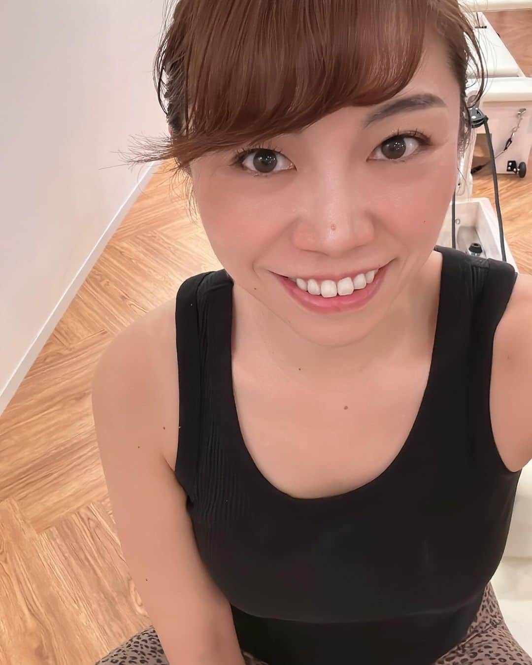 小林アナのインスタグラム：「ピラティス‼️  今日は基本から丁寧に‼️  インナーマッスル💪  https://lit.link/habitpilates  #TIFITTraningHabit #ピラティス #マシーンピラティス #恵比寿」