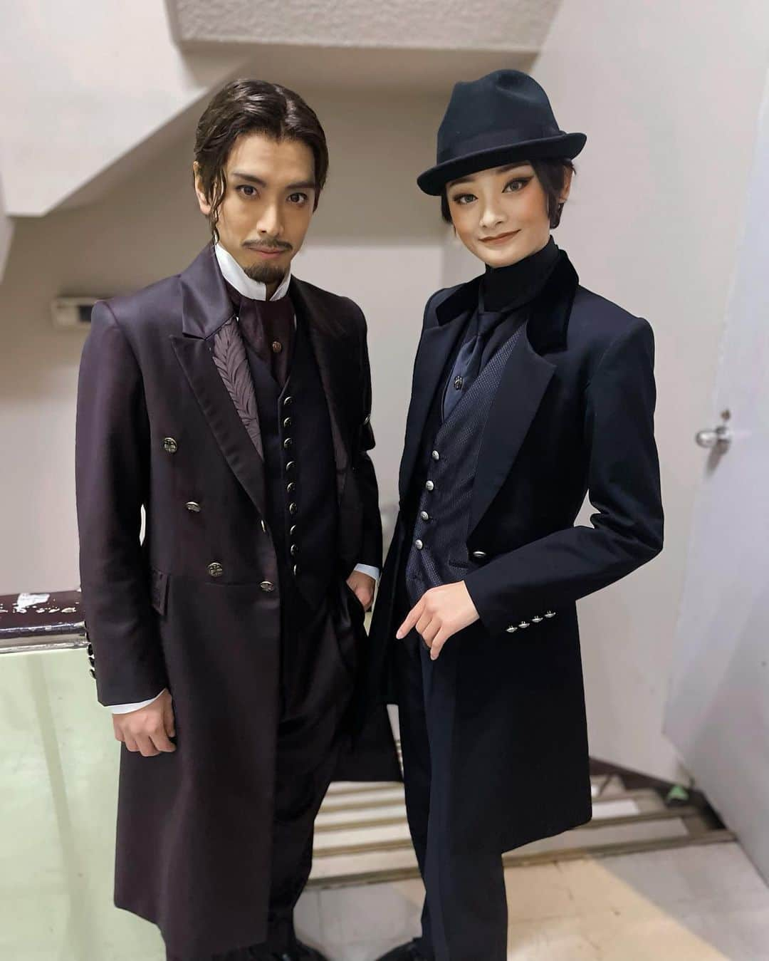 内田美麗（麗奈ゆう）さんのインスタグラム写真 - (内田美麗（麗奈ゆう）Instagram)「本日、『LUPIN』東京公演千秋楽でした！ そして、ボーマニャン役のくろまりちゃんこと黒羽麻璃央くんの千秋楽でした！  黒鷲団では手下として従い 婦人運動家では羽交締めにし、、、笑  忙しい忙しい笑！  ルシファーのダンスの場面は もう！本っ当に最高でしたね。  くろマニャンがニャンズを見て下さってね それはもう燃えるんですよ。 ぐぁぁああっとこちらにまで力が漲る感じで、、、、 ボス！！どこまでも着いていきます！！！！ みたいな。  東京公演だけなのが本当い！！！  くろまりちゃん！！あなた、本当最高よ！！ またご一緒したいわ！！  #lupin #ミュージカル#musical #黒羽麻璃央　さん #帝国劇場」11月28日 23時13分 - miretan29