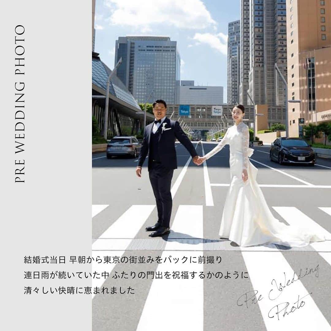 starjewelry_pressさんのインスタグラム写真 - (starjewelry_pressInstagram)「【STAR BRIDES by HWANG】 銀座店スタッフのウェディングレポート  都会的な大人のウェディングを叶えた黄さん 結婚式当日は朝の前撮りから披露宴まで6回のドレスチェンジをしたそう💍 そんな黄さんが選んだ運命のリングは、ダイヤモンドが途切れることなく輝くプレミアムエタニティリング(婚約指輪)と同リング幅のシンプルなデザイン(結婚指輪) リング選びからお色直しなど、こだわりポイントをお届けします  挙式日：2022年 5月 挙式会場：ヒルトン東京  ◆MY BRIDAL RING 　Pt950プレミアムエタニティリング  　¥ 1,012,000 (1XR0527) 　Pt950マリッジリング  　¥126,500 (2PR0154) 　※全て税込 ◆PRE WEDDING PHOTO ◆WEDDING PARTY ◆MESSAGE  #stajewelry #スタージュエリー #starjewelrybridal #starbrides #weddingreport #結婚指輪 #marriagering  #婚約指輪 #engagementring  #前撮り #先輩花嫁 #プレ花嫁 #卒花嫁 #jewelry」11月28日 23時20分 - starjewelry_press