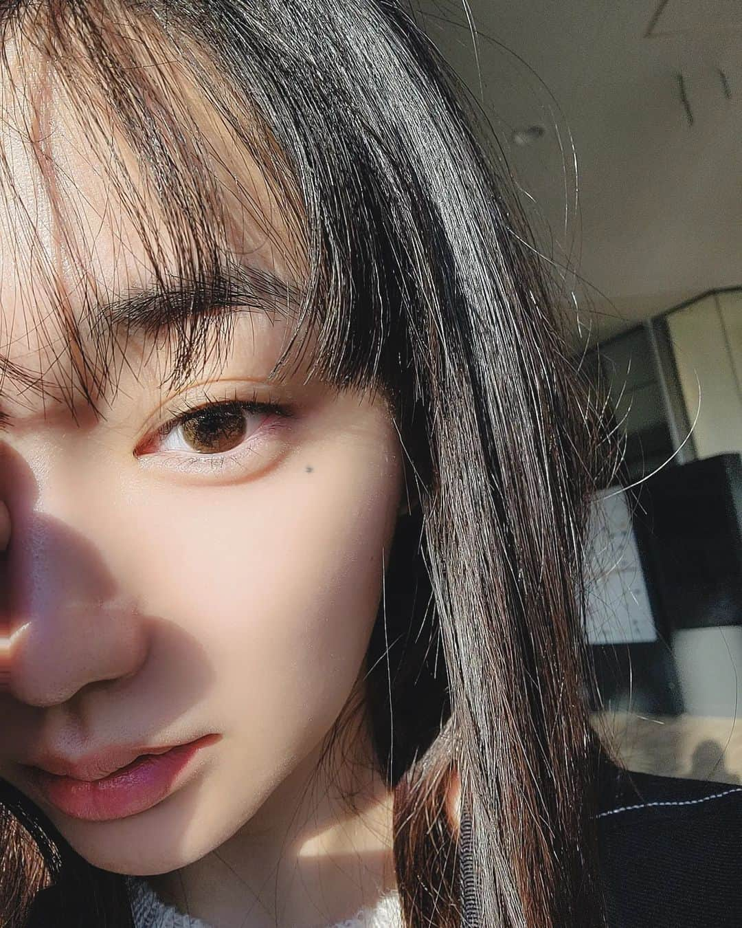 保坂玲奈のインスタグラム：「すっぴんで出歩けるのは上向きまつ毛のおかげさま様🥹🤍 🪄︎︎ @hiyori_inozuka   #まつげパーマ #まつぱ」