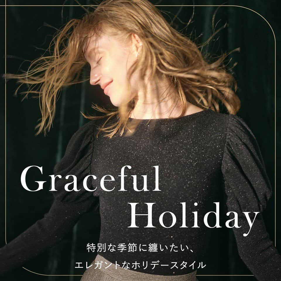 celford_officialのインスタグラム：「【EDIT】 ⁡ 〝Graceful Holiday〟 〜特別な季節に纏いたい、 エレガントなホリデースタイル〜 ⁡ パーティやイベントが増え、 人と会う機会が多くなるホリデーシーズン。 ⁡ CELFORDらしい気品あふれるラインナップで、 さりげなくドレスアップしてみませんか？ ⁡ きらめきに満ちたスパンコールやラメ、 透明感のあるオーガンジーやチュールなど、 心躍るアイテムが多数登場。 ⁡ 華やかなシーンを彩るコーディネートを ご提案します。 ⁡ オンラインよりチェックを。 ⁡ ⁡ #CELFORDAW23 #celford #セルフォード」