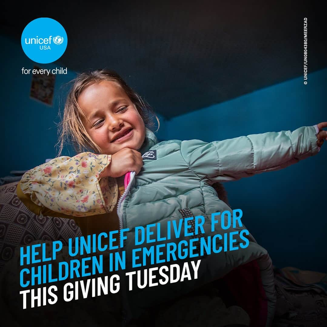 ルーシー・リューのインスタグラム：「Did you know that @unicef responds to hundreds of emergencies every year? I'm so proud to support this incredible work, and I hope you will too.  Donate this #GivingTuesday to help UNICEF teams deliver essential supplies and support where they're needed most: https://bit.ly/3QSKGWN」