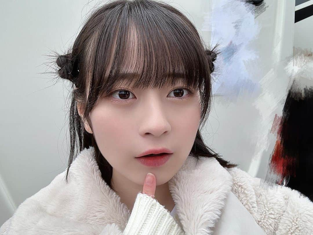 比嘉ゆめののインスタグラム：「こんばんは〜！  今日自撮りできなかった😭 先日の写真📷 今日もおつかれさま〜  今日は夜ごはんに餃子たべたよ〜🥟」