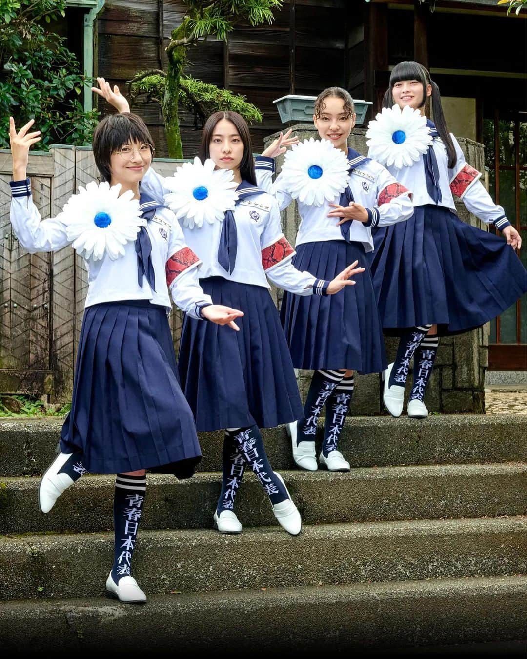 新しい学校のリーダーズのインスタグラム