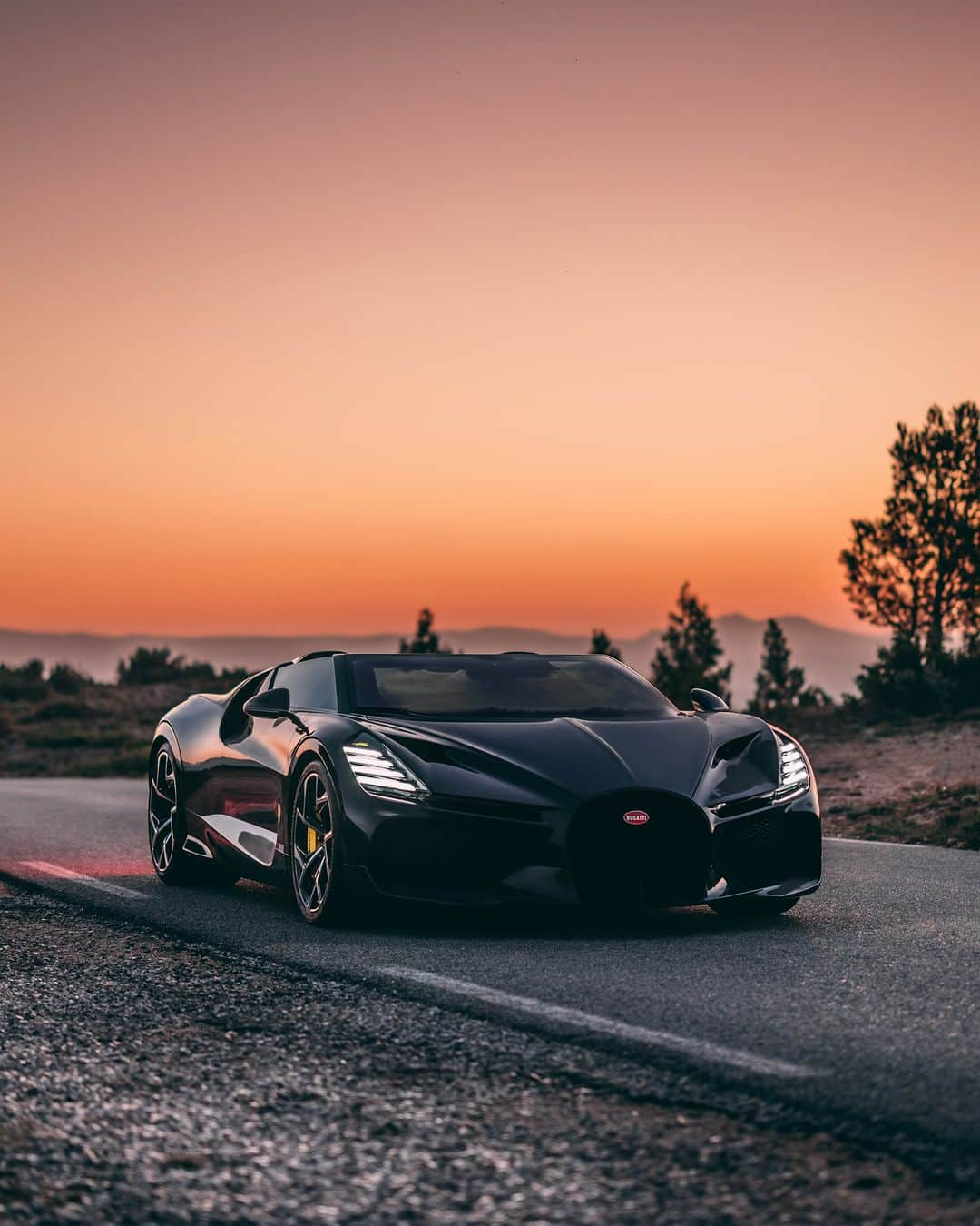 ブガッティのインスタグラム：「From the Rhône River valley through the towns of the Côte d’Azur and towards the Gulf of Lion in the northern Mediterranean, the W16 MISTRAL embraces the wind that inspired its name.   Two forces of nature come together as BUGATTI’s ultimate roadster meets the mistral, a wind that swirls across southern France.   The final road-going model to feature BUGATTI’s iconic 16-cylinder engine, the W16 MISTRAL is a masterpiece of design and engineering. Find the full W16 MISTRAL film on the official BUGATTI YouTube Channel, link in bio.   #BUGATTI #W16MISTRAL – WLTP: bugatti.link/consumption」