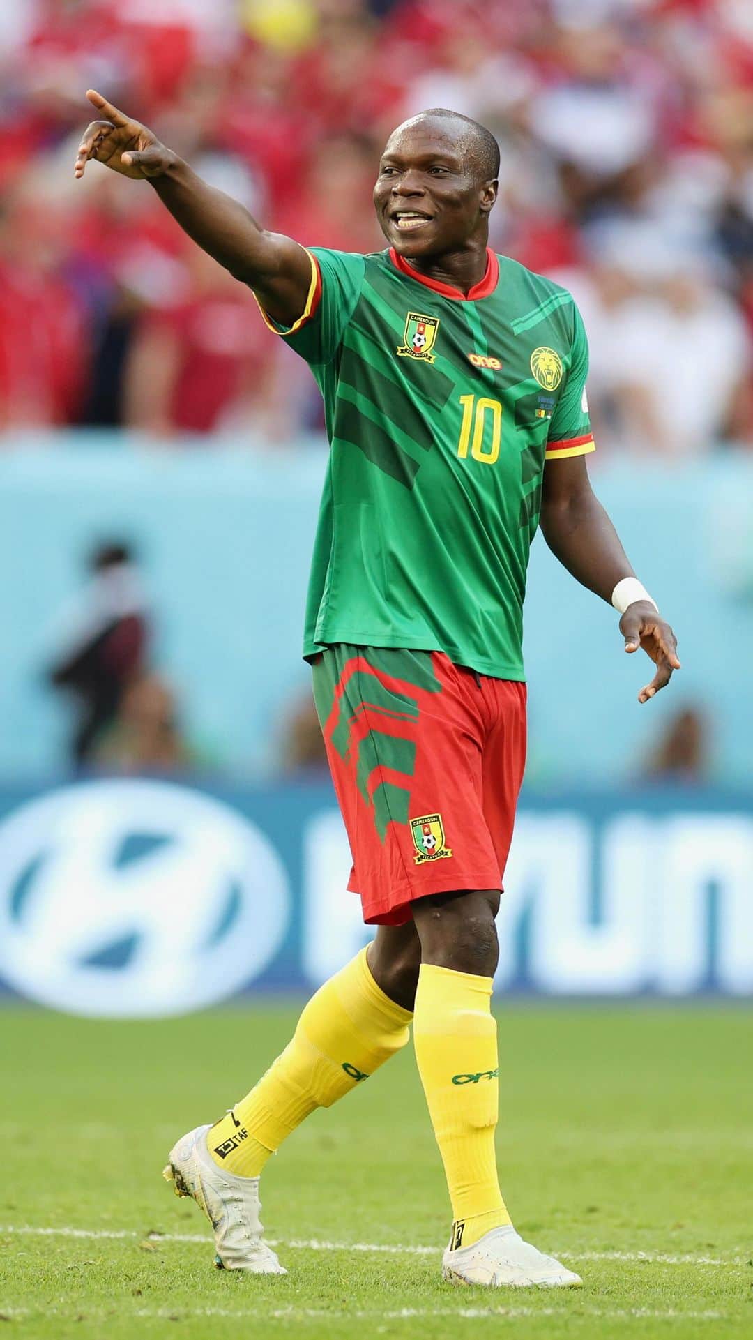 FIFAワールドカップのインスタグラム：「🍿 Stick around for the Cameroon comeback...   #OTD #FIFAWorldCup #Qatar2022」