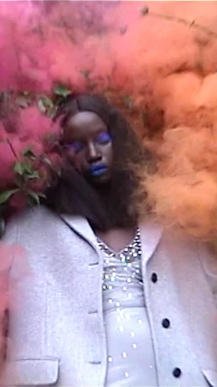 Dazed Magazineのインスタグラム：「Wanna play? 😈 Go behind the scenes as baddie @anokyai adds a splash of colour on the cover of @dazed’s winter 2023 issue, shot by @carlijnjacobs and styled by Dazed’s fashion director @imruh.⁠ ⁠ Tap the link in bio to explore more of the cover story 🔗⁠ ⁠ Photography @carlijnjacobs⁠ Styling @imruh⁠ Hair @olivierschawalder⁠ Make-up @masae__ito⁠ Set Design @ibbynjoya⁠ Casting @11casting⁠ Production @cinqetoilesproductions⁠ ⁠ Editor-in-Chief @ibkamara⁠ Art Director @gareth_wrighton⁠ Editorial Director @kaci0n⁠ Fashion Director @imruh⁠ ⁠ ⁠Head of Social @hattirex ⁠ Deputy Head of Social @mariosmystidis ⁠ Video commissioner @legallyvanessa ⁠ Video coordinator @chestermckee⁠ Videographer @mrtomgoddard⁠ Video editor @alicewholivesinapalace ⁠ ⁠ Taken from the winter 2023 #THEBADDIEISSUE of #Dazed⁠」