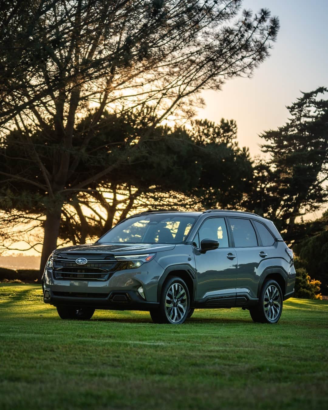 Subaru of Americaのインスタグラム：「What new feature are you most excited about in the brand new 2025 #SubaruForester?  (📸: @dylan.h.brown)」