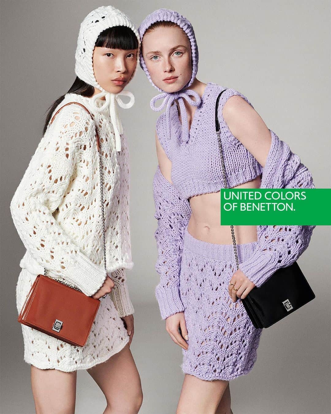ベネトンのインスタグラム：「Winter elegance, since 1965.  A romantic take on the classic United Colors of Benetton uniform: the knitted crochet top-cardigan-skirt set.  WE ARE INFINITY Fall-Winter 2023-2024 Ad Campaign Creative Direction @andreaincontri Photography @giampaolosgura Models @riannevanrompaey @dianechiuu」