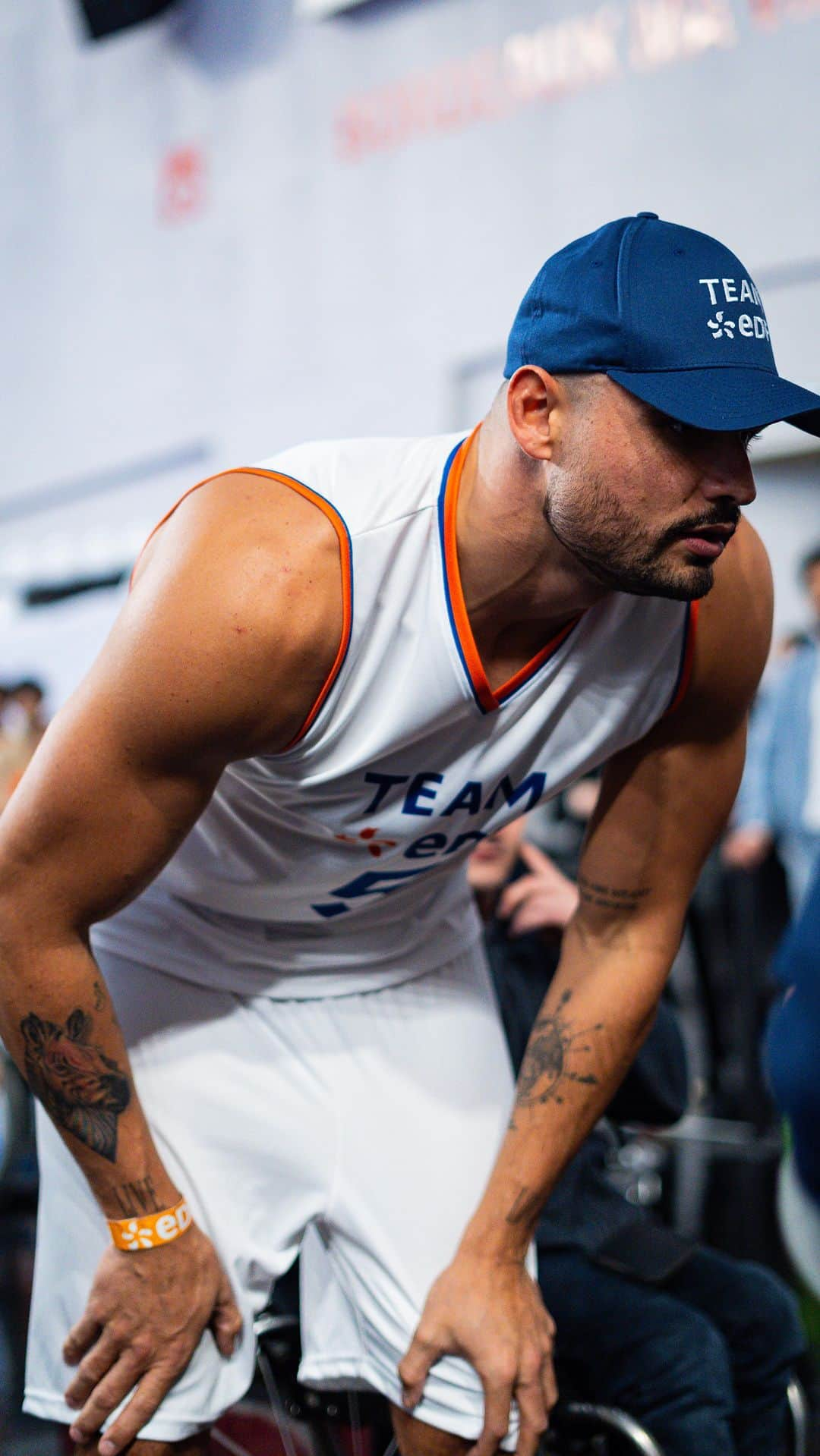 フローラン・マナドゥのインスタグラム：「Dunks en fauteuil, 3 points en feu, et la victoire en prime! Merci @edfofficiel et @energiedusport pour cette belle expérience ! 🏀💥🏆 #TeamEDF #paris2024」