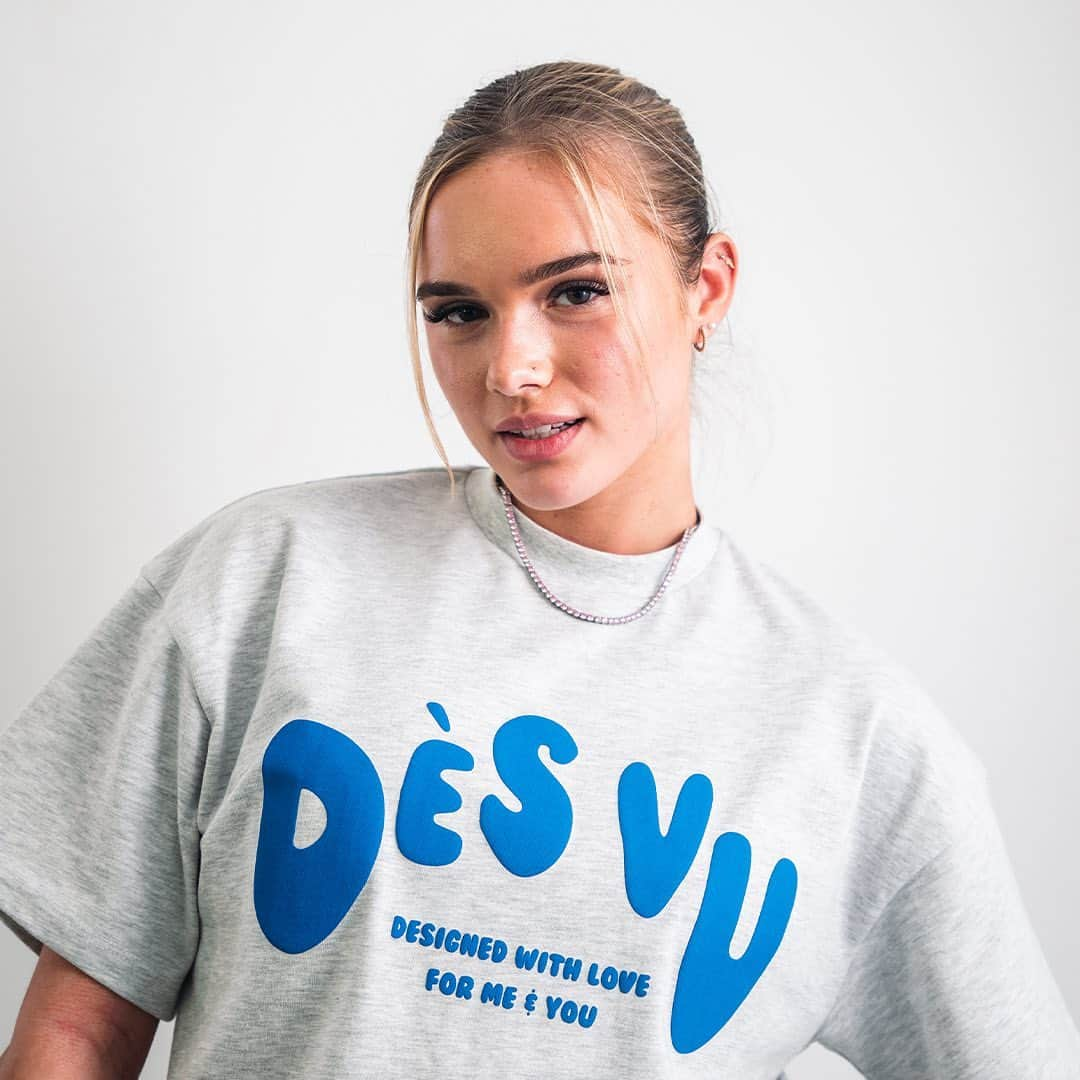 FOOTASYLUMさんのインスタグラム写真 - (FOOTASYLUMInstagram)「IT’S OFFICIAL 👑 The @desvu_clothing POP UP shop will be coming to the Footasylum Oxford Street store this Saturday 9am-9pm 🛍️ Set your reminders!! You do not want to miss out 👀⭐️ #footasylum #desvu」11月29日 3時00分 - footasylum