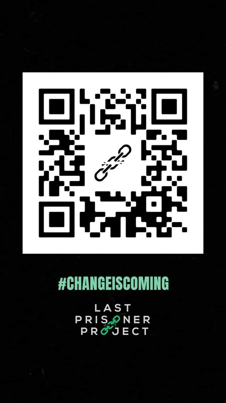 マイケル・フランティのインスタグラム：「This Giving Tuesday, one of the organizations I am supporting is @LastPrisonerProject to help FREE ALL NON-VIOLENT cannabis prisoners because I believe nobody should be in prison for cannabis.   Text FREEDOM to 24365 to donate to Last Prisoner Project OR use the fundraising button that is now in my bio!!! 💛✌🏾  You can visit LastPrisonerProject.org to find other ways to help, such as letter writing to prisoners or local advocacy. Thank you for supporting and helping out with this cause, SOULROCKER FAMILY! One love 🫶🏾💛🙌🏾  #lastprisonerproject #michaelfranti #givingtuesday」