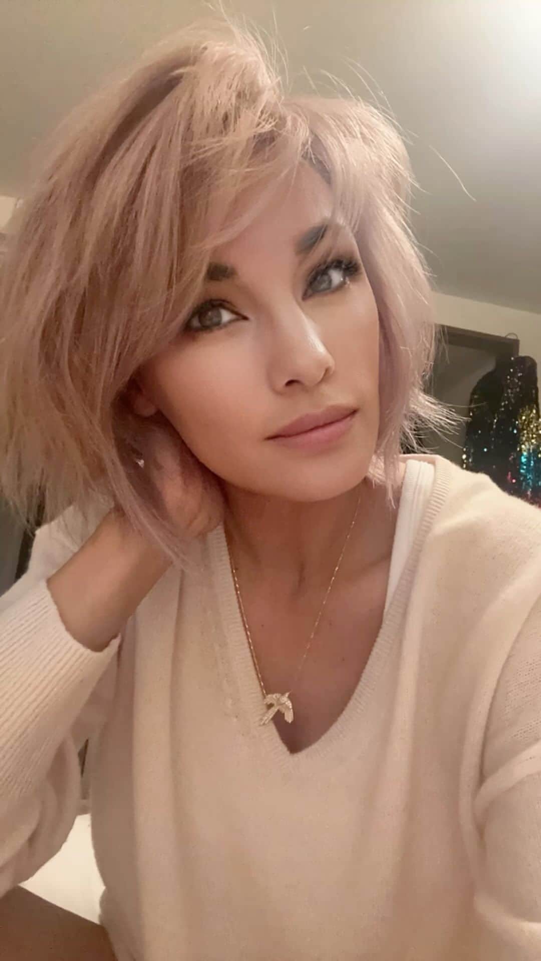 のインスタグラム：「MOOD🌟  #makeup」