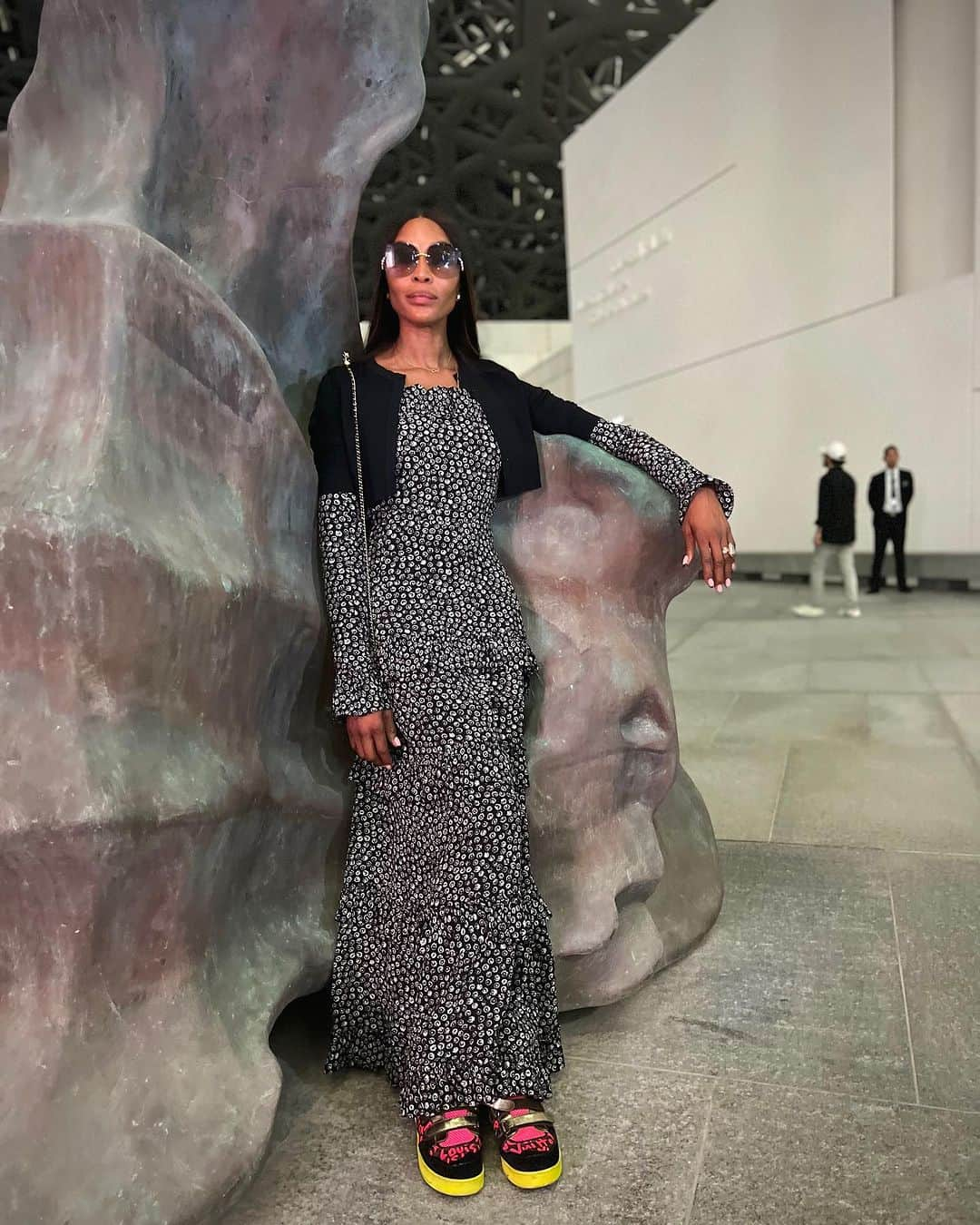 ナオミ・キャンベルさんのインスタグラム写真 - (ナオミ・キャンベルInstagram)「Thank you #ministryoftourism #abudhabi for the exquisite visit to the @louvreabudhabi by  Jean Nouvel 💜 @jeannouveldesign   @abudhabievents @visitabudhabi #inabudhabi #abudhabigp #louvreabudhabi 📸 @hardyindiigo #OmiMedia#」11月29日 3時40分 - naomi