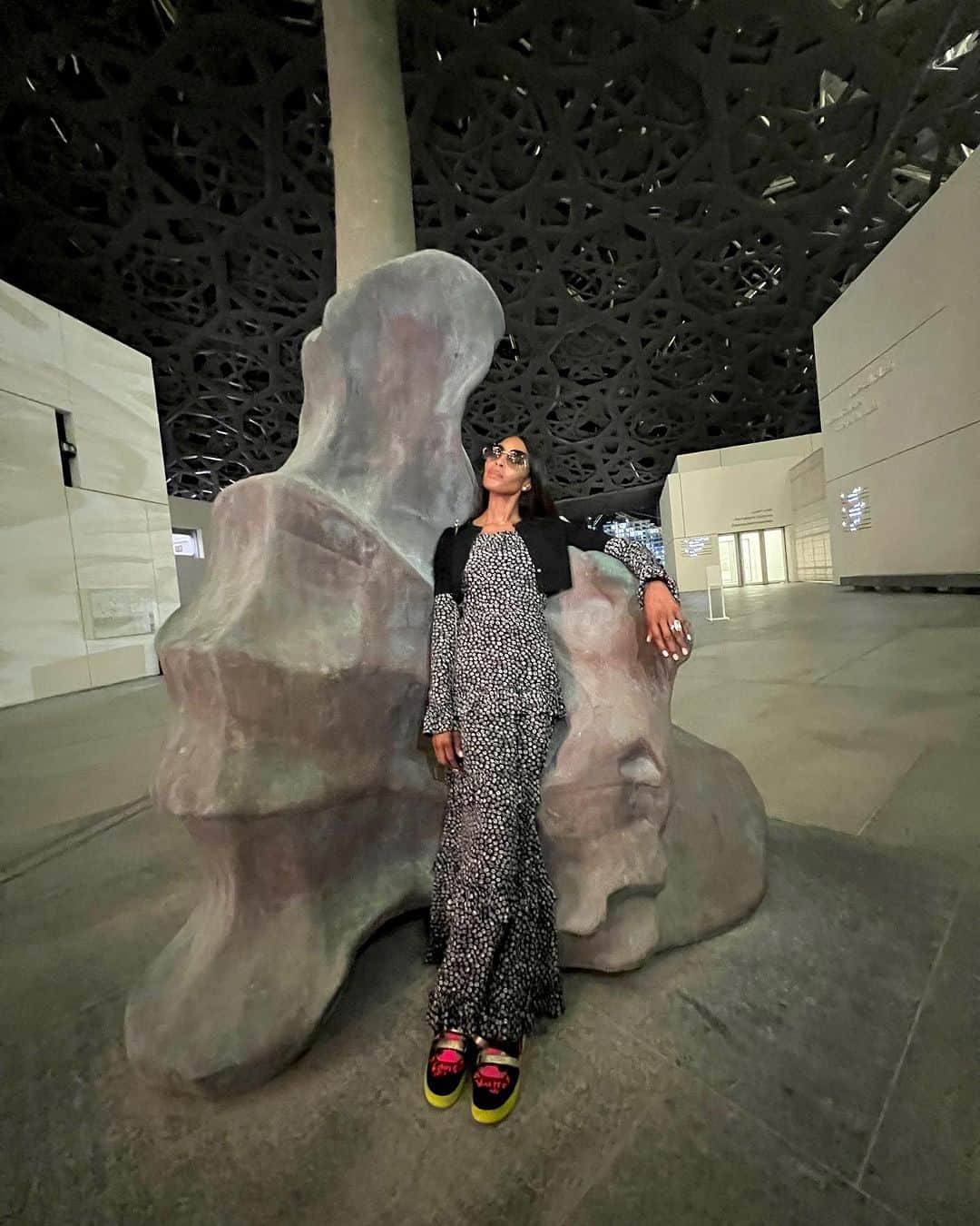 ナオミ・キャンベルさんのインスタグラム写真 - (ナオミ・キャンベルInstagram)「Thank you #ministryoftourism #abudhabi for the exquisite visit to the @louvreabudhabi by  Jean Nouvel 💜 @jeannouveldesign   @abudhabievents @visitabudhabi #inabudhabi #abudhabigp #louvreabudhabi 📸 @hardyindiigo #OmiMedia#」11月29日 3時40分 - naomi