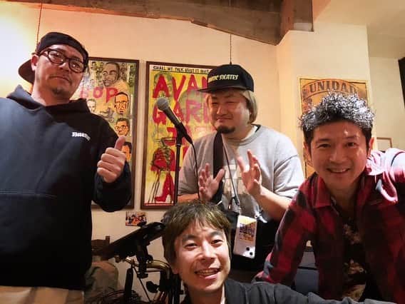 MONKYのインスタグラム：「先週の振り返って関西3日目は谷町四丁目のSwayにてJam Spot。  いつも最好なSwayの空間。 @sway_osaka   新曲多めのセットリストで挑んだ今回。  集中しつつもリラックスな絶妙な塩梅で楽しかったです。  今年もSwayにはお世話になりました！！  ありがとうございました🚀🚀🚀  そして、毎回忘れ物をして帰ってしまうというジンクスを次回こそは破るというのが来年の目標です。🤩」