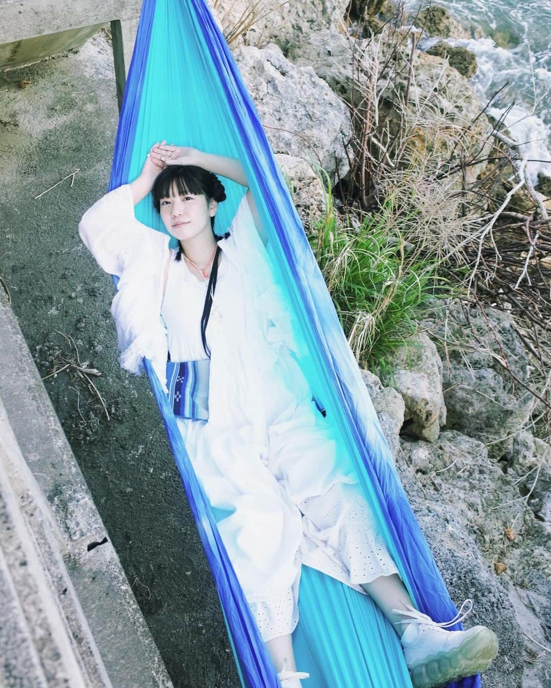 永原真夏さんのインスタグラム写真 - (永原真夏Instagram)「時を振り返ると、胸に残っている景色は音楽が連れて行ってくれた景色ばかりだよ✧」11月29日 13時53分 - suika1ban