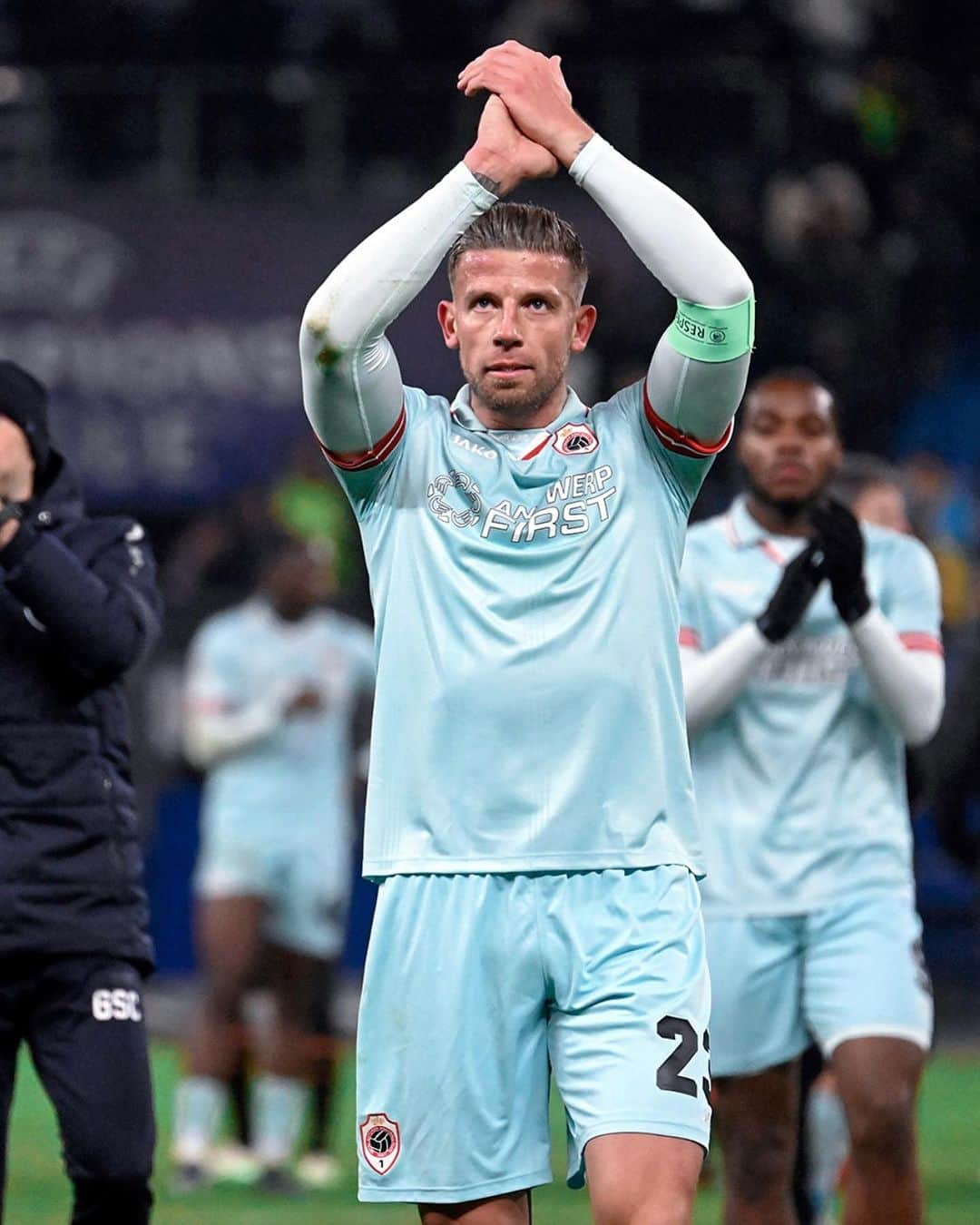 トビー・アルデルヴァイレルトのインスタグラム：「Not the result we deserved today. Proud of this club and especially the fans. The support was out of this world  #RAFC ❤️」