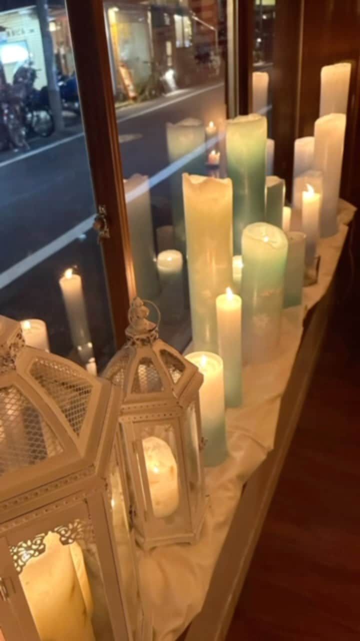 mori_no_tsukueのインスタグラム：「☆★Candle Night★☆ 今週12月2日(土)と3日(日)は“5bottles”にキャンドル🕯️が灯ります、是非お立ち寄りください Candle I.✖️5 Bottles Presents🕯️Candle Night ▪️ 2023.12.2（sat）,3（sun） ▪️17:00〜23:00 ▪️恵比寿5bottles （入場無料:飲食代のみの通常営業スタイル) 好評だった7月のCandle Nightのクリスマスバージョン ▪️ロケーション」