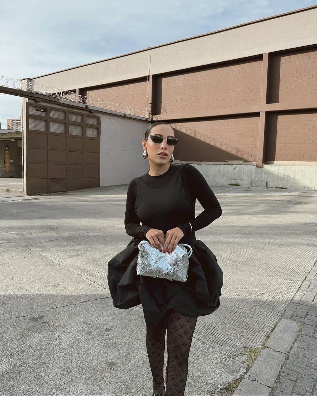 Luisa Fernanda Wさんのインスタグラム写真 - (Luisa Fernanda WInstagram)「Soy el tipo de música que escuchas 🎸」11月29日 7時18分 - luisafernandaw