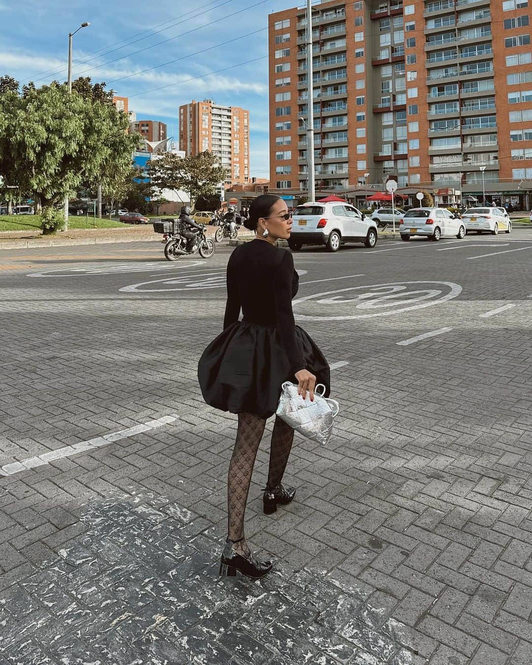 Luisa Fernanda Wさんのインスタグラム写真 - (Luisa Fernanda WInstagram)「Soy el tipo de música que escuchas 🎸」11月29日 7時18分 - luisafernandaw