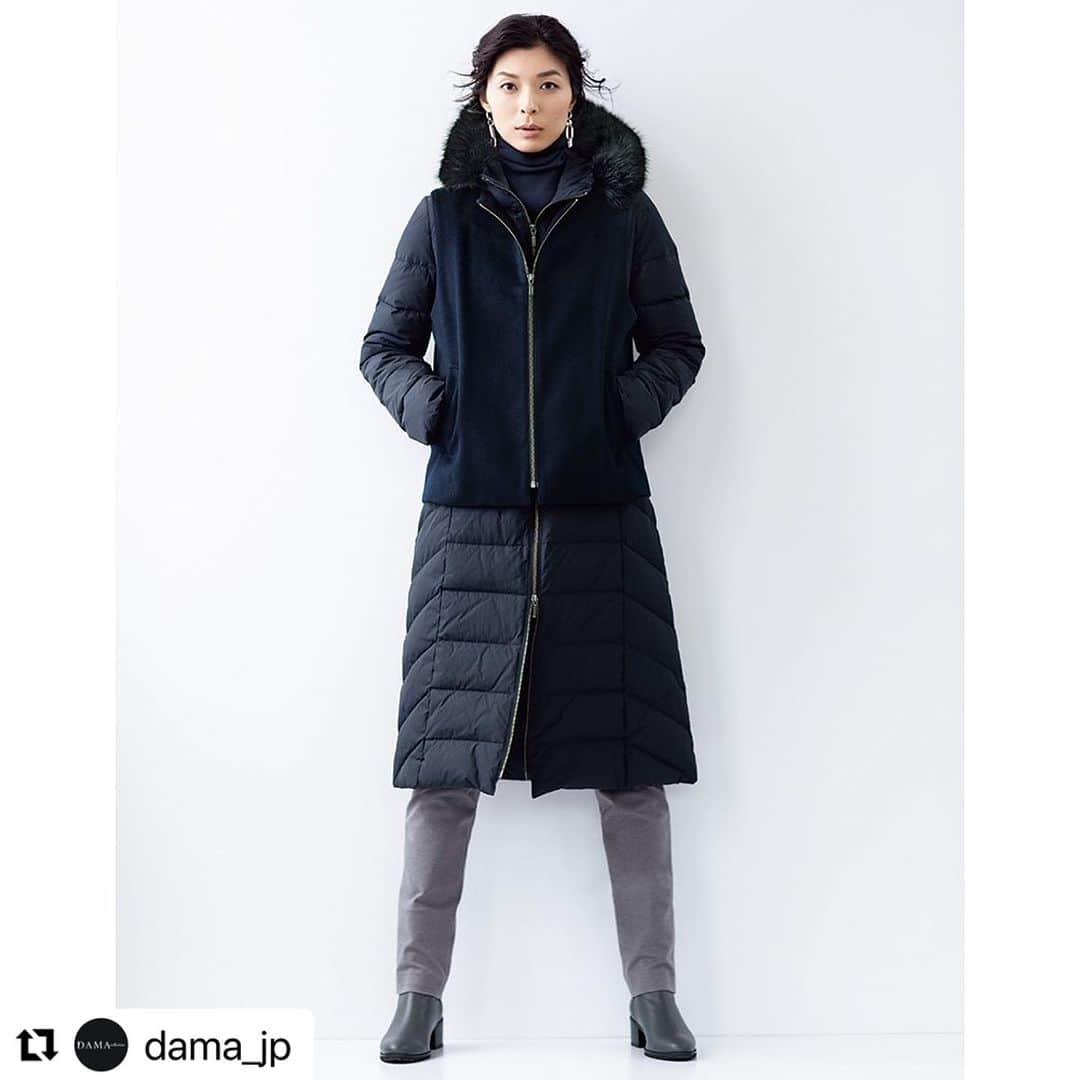 SAWAさんのインスタグラム写真 - (SAWAInstagram)「寒い日に オススメ４wayコート @dama_jp  より好評発売中。  ナナちゃんと２人 色違いコーデ載ってます。  それにしても 寒暖の差ありすぎ。 暖かくして出かけましょ🎵  #Repost @dama_jp with @use.repost ・・・ こんばんは！ 本日は「DAMA collection23年真冬特別号」より、大好評いただいている4WAYコートをご紹介いたします。  寒さが厳しい日も穏やかな日も、二着を重ねて、着分けて、着映える！ ウールカシミヤ素材の布帛ジレ＆ロング丈のダウンコートのセットは、今買って春まで長く着まわせる相棒コートです。 フード周りにあしらわれたファーは付け外しできるので、季節やコーディネートに合わせてアレンジ自在。  商品はタグからチェックできます✔︎ ◆オンラインショップはプロフィールのリンクから✔︎ ぜひチェックしてみてくださいね😊   #DAMA#DAMACOLLECTION#ダーマ#ファッション通販#ファッション通販サイト#大人コーデ#アラフォーコーデ#アラフォーファッション#アラフィフコーデ#アラフィフファッション#40代ファッション#40代コーデ#50代ファッション#50代コーデ#ディノス#ディノスで買いました#ootd#おしゃれさんと繋がりたい#ダウンコート#新作#新作発売#秋の新作#冬の新作#newarrival#ジレコーデ#カシミヤコート#ウールコート#着回しコーデ#ブラウン コーデ」11月29日 7時25分 - sawa_iam