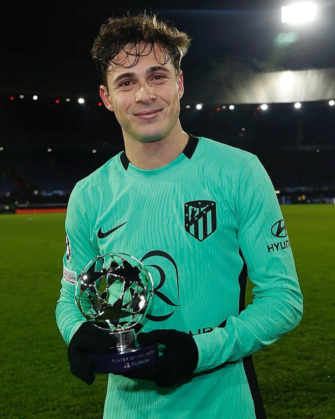 アトレティコ・マドリードのインスタグラム：「Well deserved, Riquelme! MVP! MVP! MVP! 🌟」