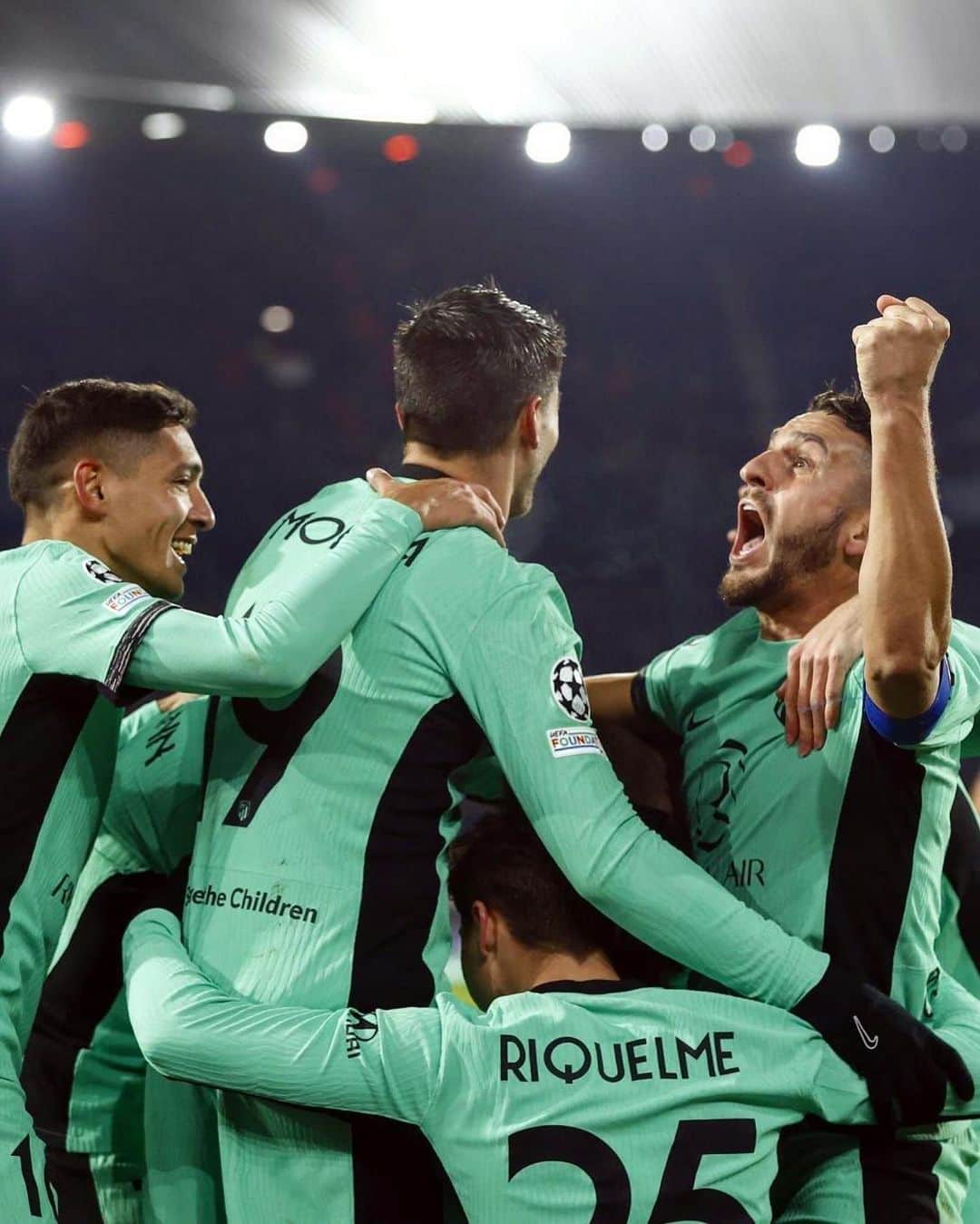 コケのインスタグラム：「¡¡A octavos de la @championsleague!! Gran trabajo de todo del equipo ✅💪🏼 #AúpaAtleti #UCL」