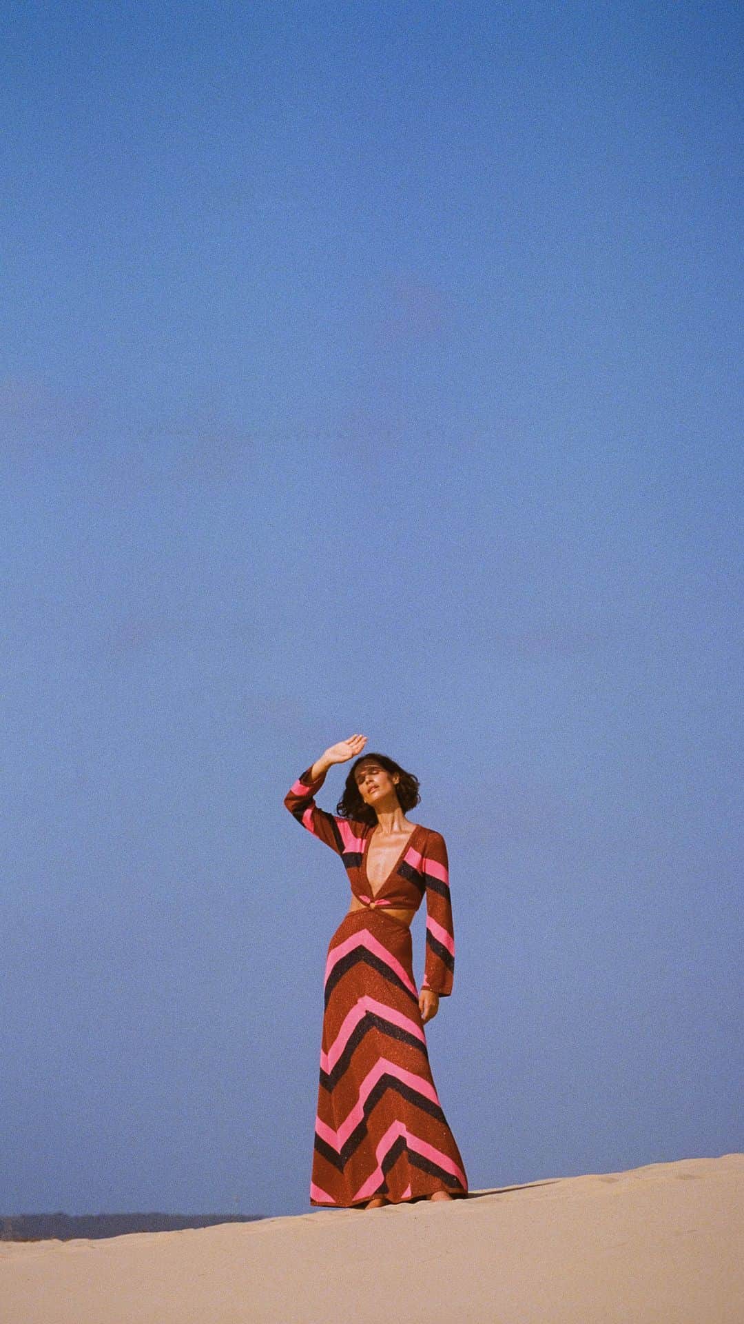 SPELLのインスタグラム：「It’s soirée season ✨ so, we’ve handpicked our top styles for your next event… something silky, something sweet, something sparkly ~ we’ve got you covered 🎀 {ps. our beloved ocean gown is now live online in limited quantities} 🌙  Muse @liseolsen_  Film @kimibrown_」