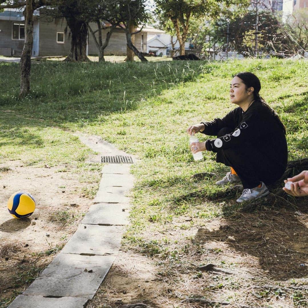 MAIKO さんのインスタグラム写真 - (MAIKO Instagram)「#思い出投稿🫧 #スポーツの秋ですね🍂 #35歳の男子と女子 #必死 #後半誰か早くゴール決めて終わらせてほしいモードになるやつら🏀 #お陰様で筋肉痛です😌 #最後のムービーじわる📽️」11月29日 8時53分 - maiko_oops