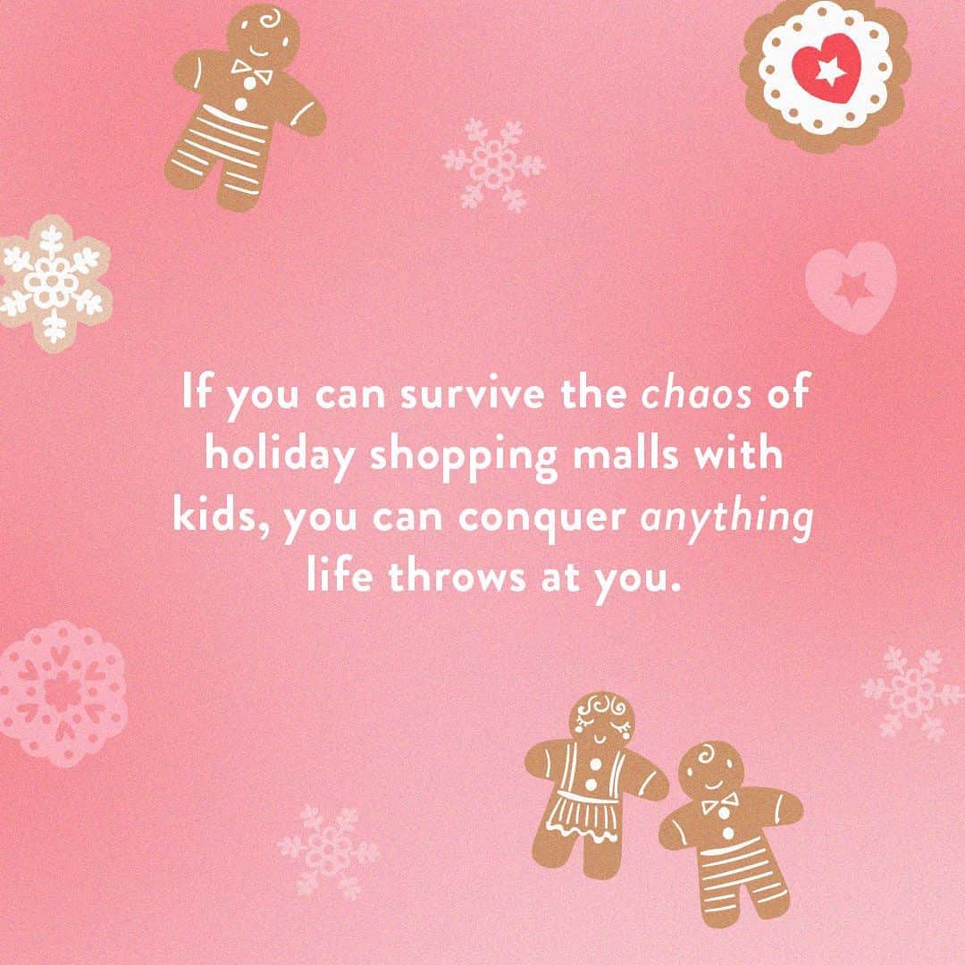 The Honest Companyのインスタグラム：「Mom mode: Winning the holiday season, one mall at a time! 🛍️🏆」
