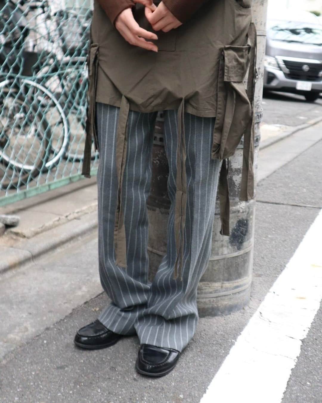Fashionsnap.comさんのインスタグラム写真 - (Fashionsnap.comInstagram)「Name: 岩波詩織⁠ Age: 21⁠ Occupation: 女優⁠ ⁠ Tops #NUMBER5⁠ Pants #NUMBER5⁠ Shoes #HARUTA⁠ ⁠ Photo by @takashima.shun⁠ ⁠ #スナップ_fs #fashionsnap #fashionsnap_women」11月29日 10時01分 - fashionsnapcom