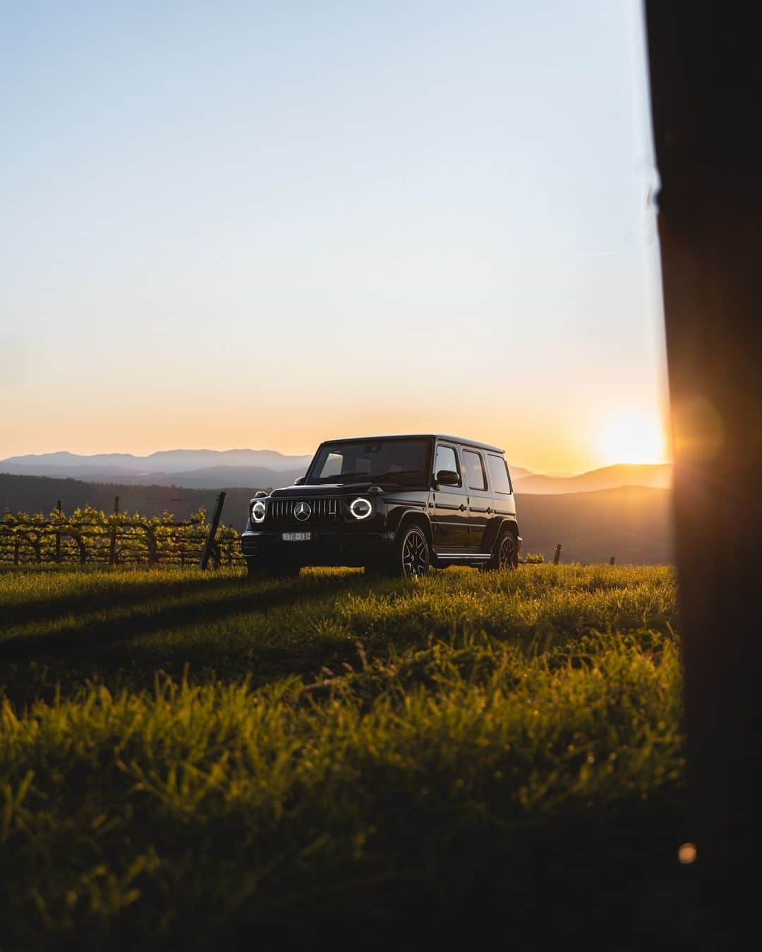 メルセデス・ベンツさんのインスタグラム写真 - (メルセデス・ベンツInstagram)「Your special companion for every occasion – the #GClass  📷 @jrs.cars for #MBcreator  #MercedesBenz #MercedesAMG」11月29日 12時00分 - mercedesbenz