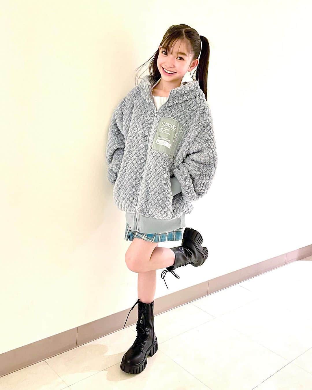 byLOVEiTさんのインスタグラム写真 - (byLOVEiTInstagram)「by LOVEiT♡MODELS カレンのアウターコーデ ...