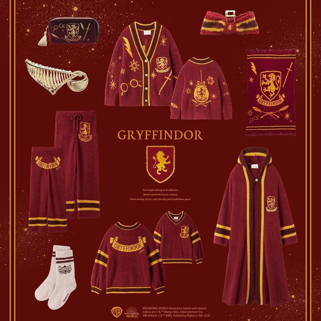 snidelさんのインスタグラム写真 - (snidelInstagram)「本周將會上架！！ 【SNIDEL HOME x Harry Potter】聯乘系列 2023 Winter Collection  SNIDEL HOME 今年再次與Harry Potter聯乘推出一系列的家居服 去年大受歡迎的系列之二！ 以深受全世界喜愛的電影系列《哈利波特》為主題設計的特色系列來了！  本季家居服加入大量Harry Potter 的原素，包括霍格沃茨4大學院的徽章、魔法袍和分類帽以及霍格華茲魔法學校學生們最喜歡的糖果店 "蜂蜜公爵 (Honeydukes) "等。而且家居服亦跟據4大魔法學院分別是Gryffindor 葛來芬多、Slytherin 史來節林 Hufflepuff 赫夫帕夫及Ravenclaw 雷文克勞，推出4款相應顏色和徽章。  如果不知道怎樣選擇？ 顧客可以按照4大學院相應的特質進行選擇，或者到哈利波特的官方網站”Wizard World” 通過回答問題，進行學完分派，選擇相應學院的家居服。  快點穿上2023 Winter Collection與SNIDEL HOME 一起進入華麗的魔法世界！  【Harry Potter】 是英國作家JK. 羅林，描寫主角哈利波特在霍格華茲魔法學校7年學習生活中的冒險故事，而一系列的小說和電影都在全球大賣，成為世界上最暢銷小說和全球史上最賣咗電影系列，並為觀眾留下了9 ¾月台、分類帽、𣁽地奇比賽等難忘的片段。  <items> SHNO235072 Knit Gown SHNP235009 [Melty] Knit Long Pants SHNT235007 [Melty] Knit Cardigan (lady) SHNT235500 [Melty] Knit Cardigan (mem) SHNT235008 [Melty] Knit Pullover (lady) SHNT235509 [Melty] Knit Pullover (men) SHGG235140 Ribbon Claw Clip Color: GRN YEL BUR BLU  SHGG235126 [Melty] Socks SHGG235133 [Melty] Blanket Color: WHT GRY PBEG IVY  ━━━━━━━━━━━━━━ ✨秋冬商品優惠進行中 詳情請向店舖查詢或到網頁瀏覽 Link in Bio ✨  #SNIDEL #SNIDELHK #SNIDELHOME #HarryPotter #wizardworld #warnerbrothers  #japanesstyle #japaneseclothe #winter #autumn  #roomwear  @usagionline_hk」11月29日 13時01分 - snidelhk