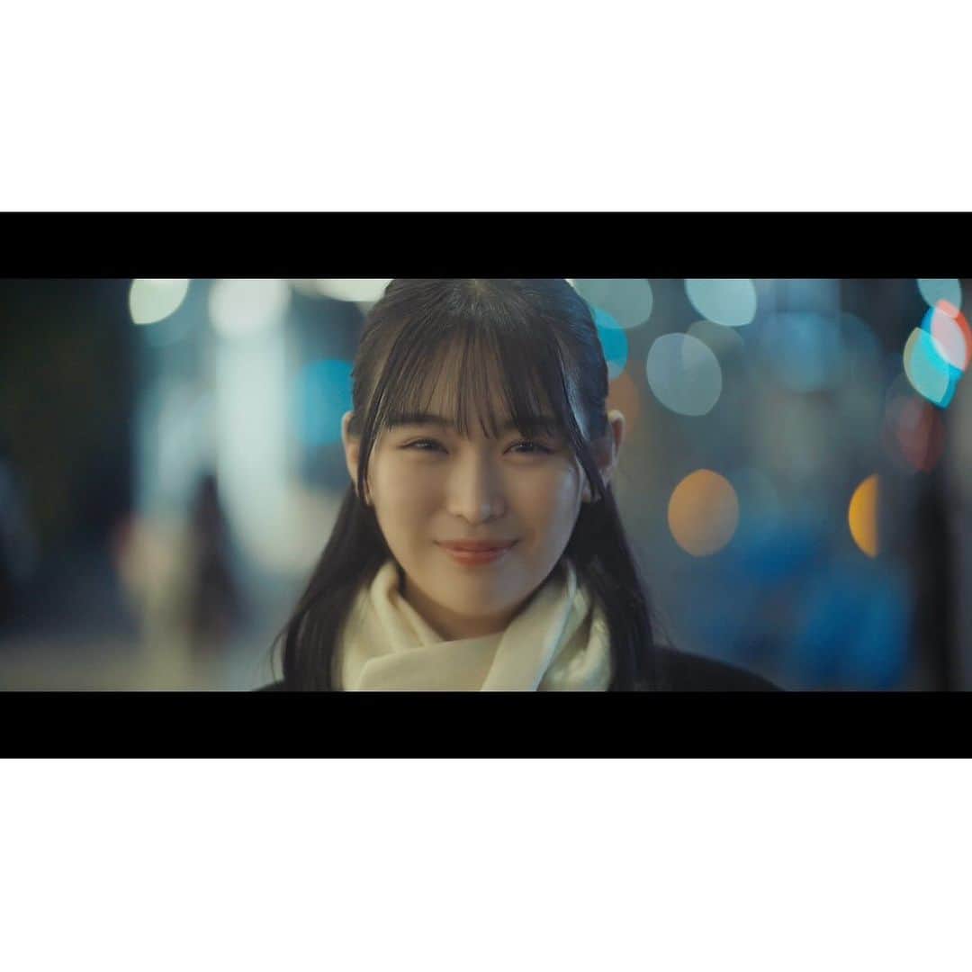 のインスタグラム：「. ＊  A夏目さんの新曲MV 「Winter Candle」に出演させていただきました！  この冬を彩る素敵なウィンターソングです☃️  みなさん是非ご覧ください🧣」