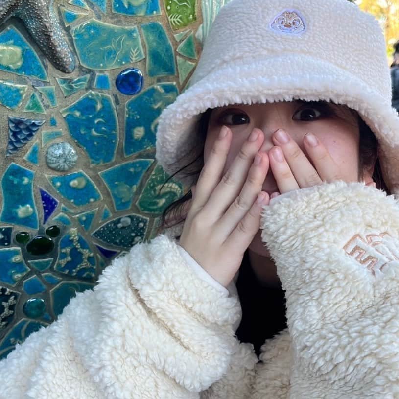 白桃ちゃんのインスタグラム：「ミッキーんちかちこんできた！」