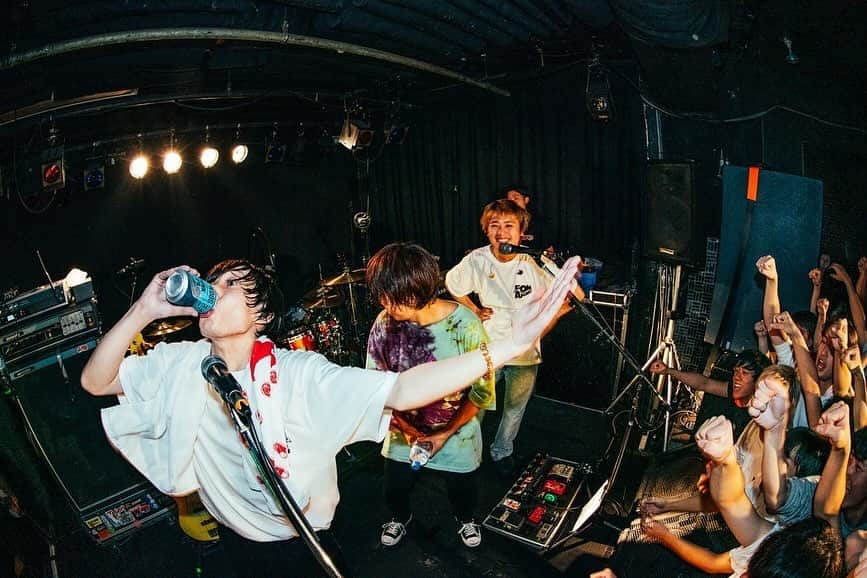 FOMAREさんのインスタグラム写真 - (FOMAREInstagram)「2023.11.29 small sausage tour vol.2  Live House HUCK FINN  THANK YOU🔥🔥🔥  photo by @ruihashimoto」11月29日 22時35分 - fomare_official