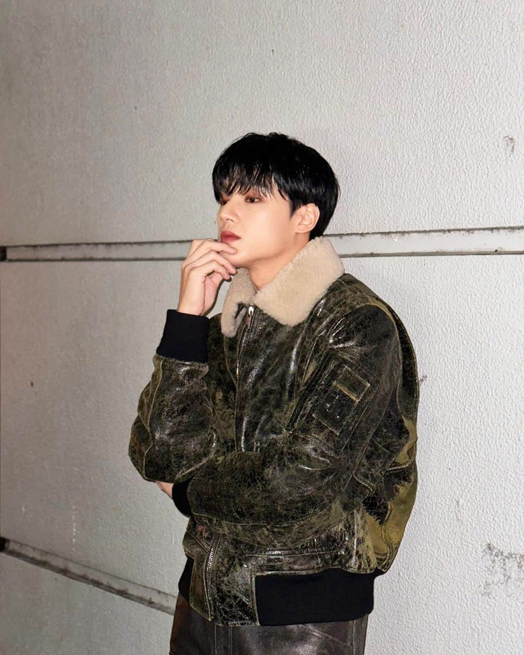 ATEEZさんのインスタグラム写真 - (ATEEZInstagram)「[#YOUNG_STORY] 2023 MAMA  #ATEEZ #에이티즈 #WOOYOUNG #우영 @givenchy」11月29日 23時02分 - ateez_official_