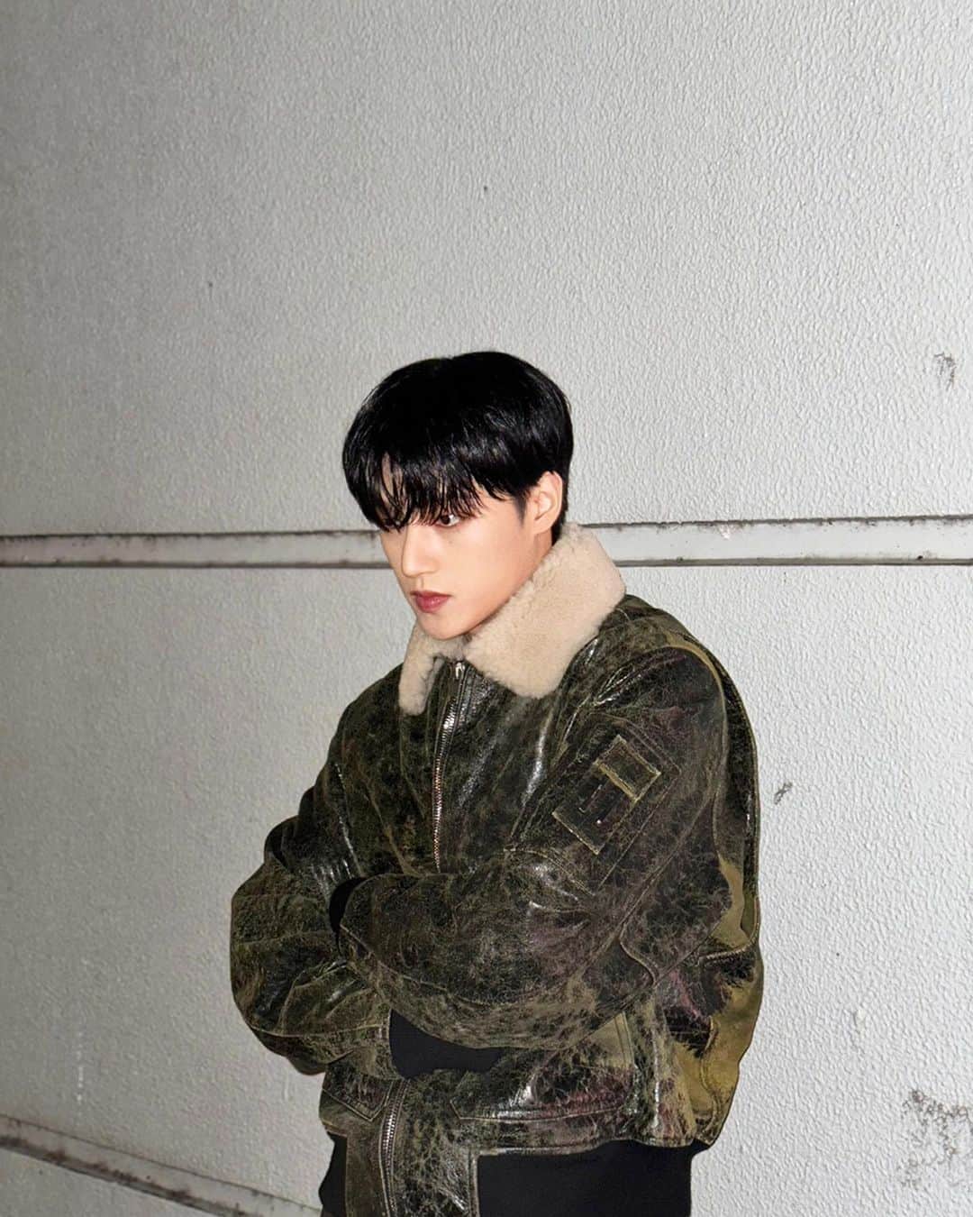 ATEEZさんのインスタグラム写真 - (ATEEZInstagram)「[#YOUNG_STORY] 2023 MAMA  #ATEEZ #에이티즈 #WOOYOUNG #우영 @givenchy」11月29日 23時02分 - ateez_official_