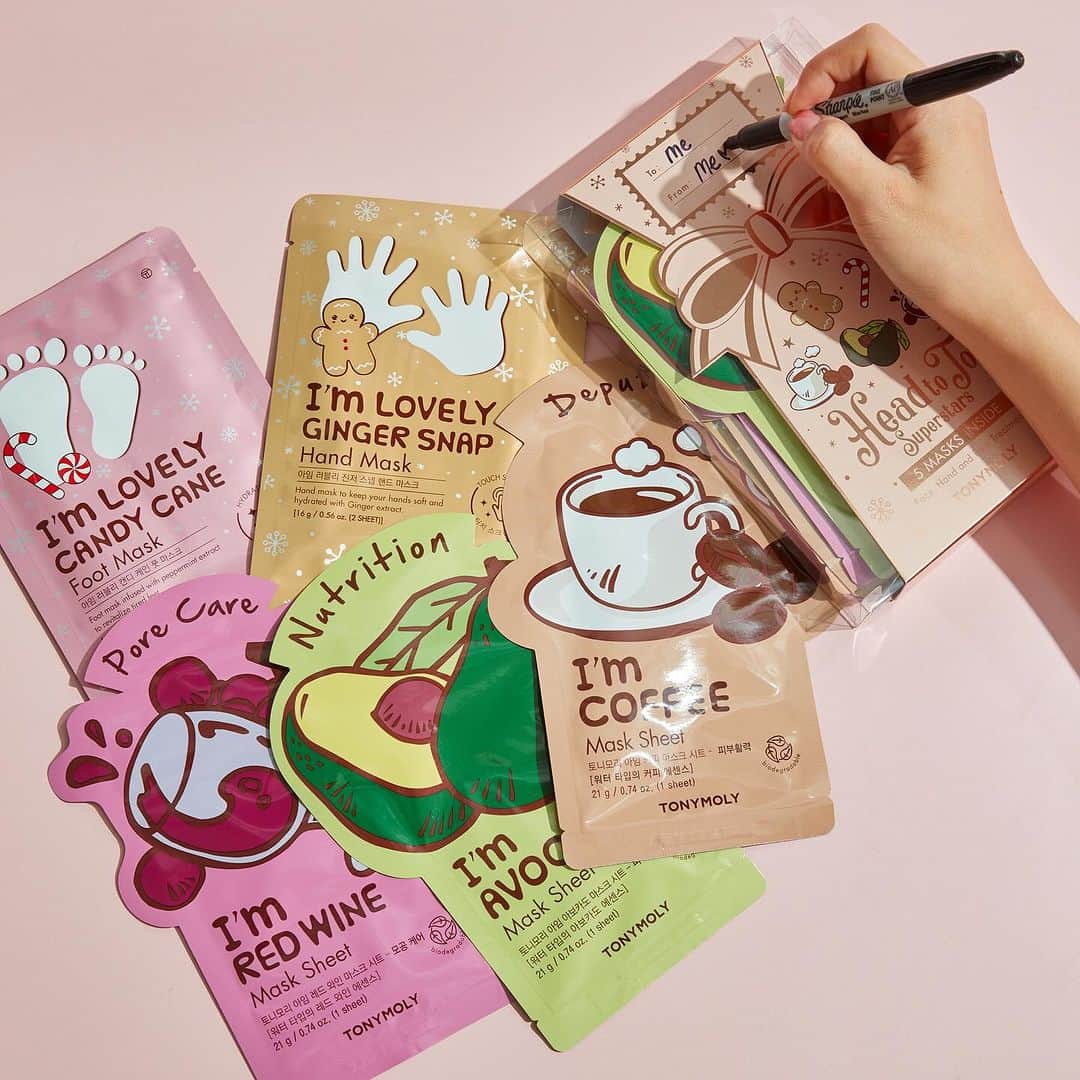 TONYMOLY USA Officialのインスタグラム：「Thanksgiving is over which means we're officially in holiday mode! Our head to toe superstars set is the perfect gift for every one your list! And its only $15 🫶🎄🎁🎉 Now available at all @ultabeauty stores! #xoxoTM #TONYMOLYnMe #giftguide」