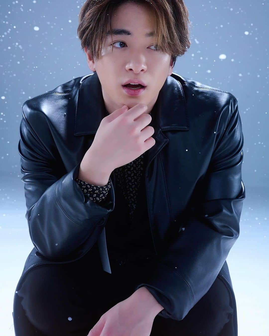 Hey! Say! JUMPさんのインスタグラム写真 - (Hey! Say! JUMPInstagram)「⁡ ⁡ 本日発売のanan アザーカット大公開！！ ⁡ Photo by酒井貴生 ⁡ #anan #HeySɑyJUMP  #JUMPのいんすた #山田涼介 #知念侑李 #中島裕翔 #有岡大貴 #髙木雄也 #伊野尾慧 #八乙女光 #薮宏太」11月29日 15時00分 - heysayjump_official